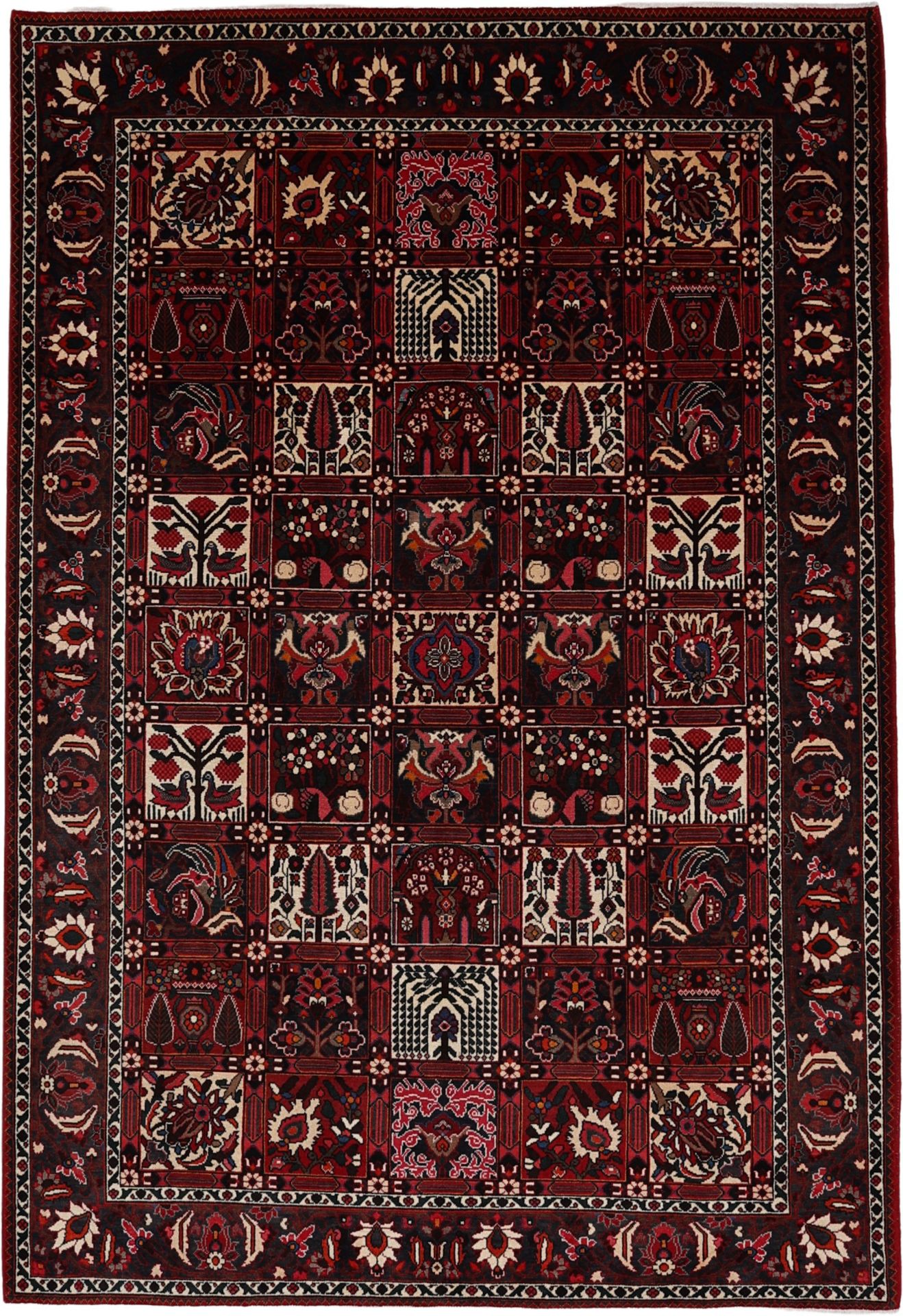 Wool Bakhtiari Persian Rug 205 × 300 cm, hand-knotted