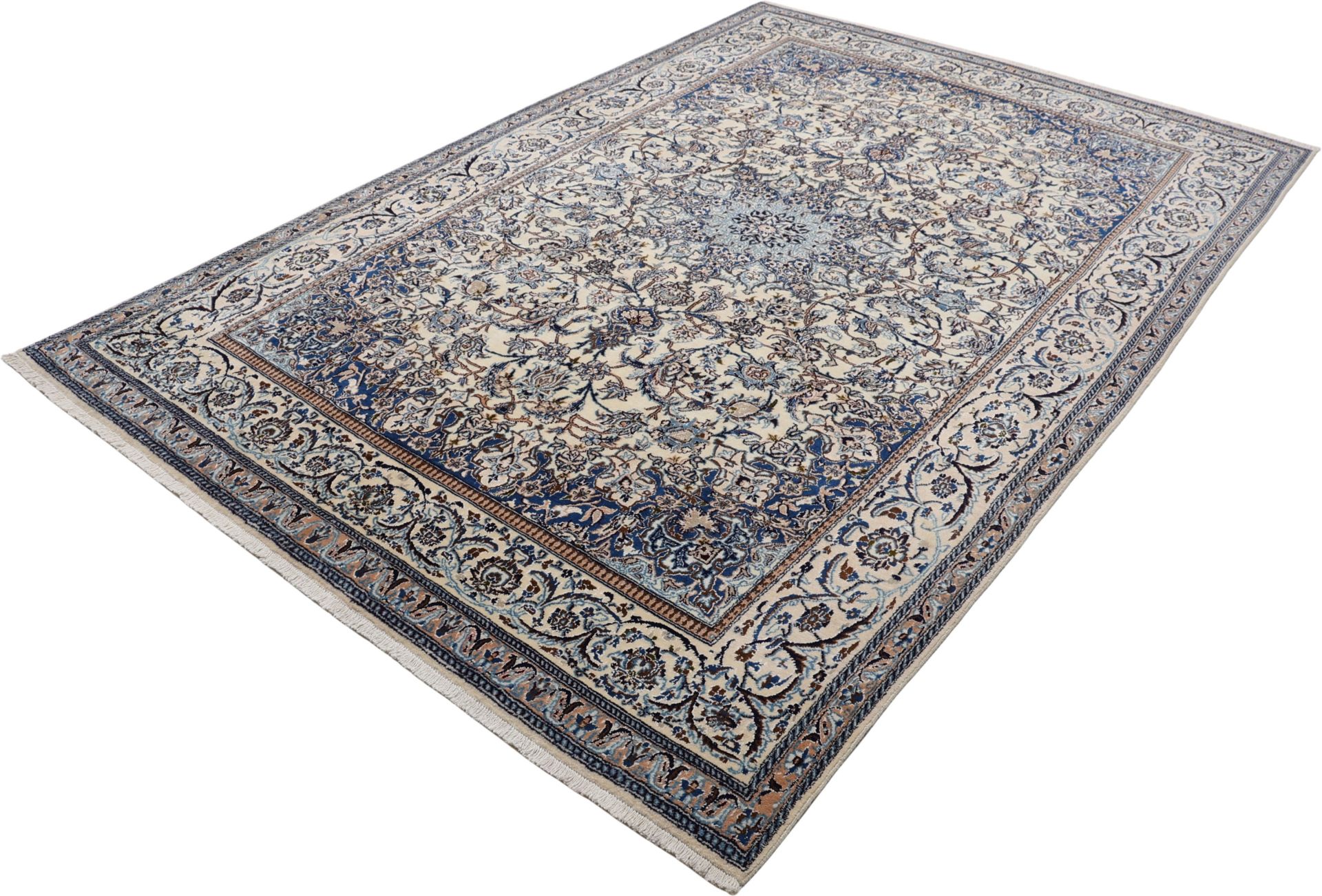 Nain Persian Rug 193 × 290 cm in Wool, hand-knotted - Image 3