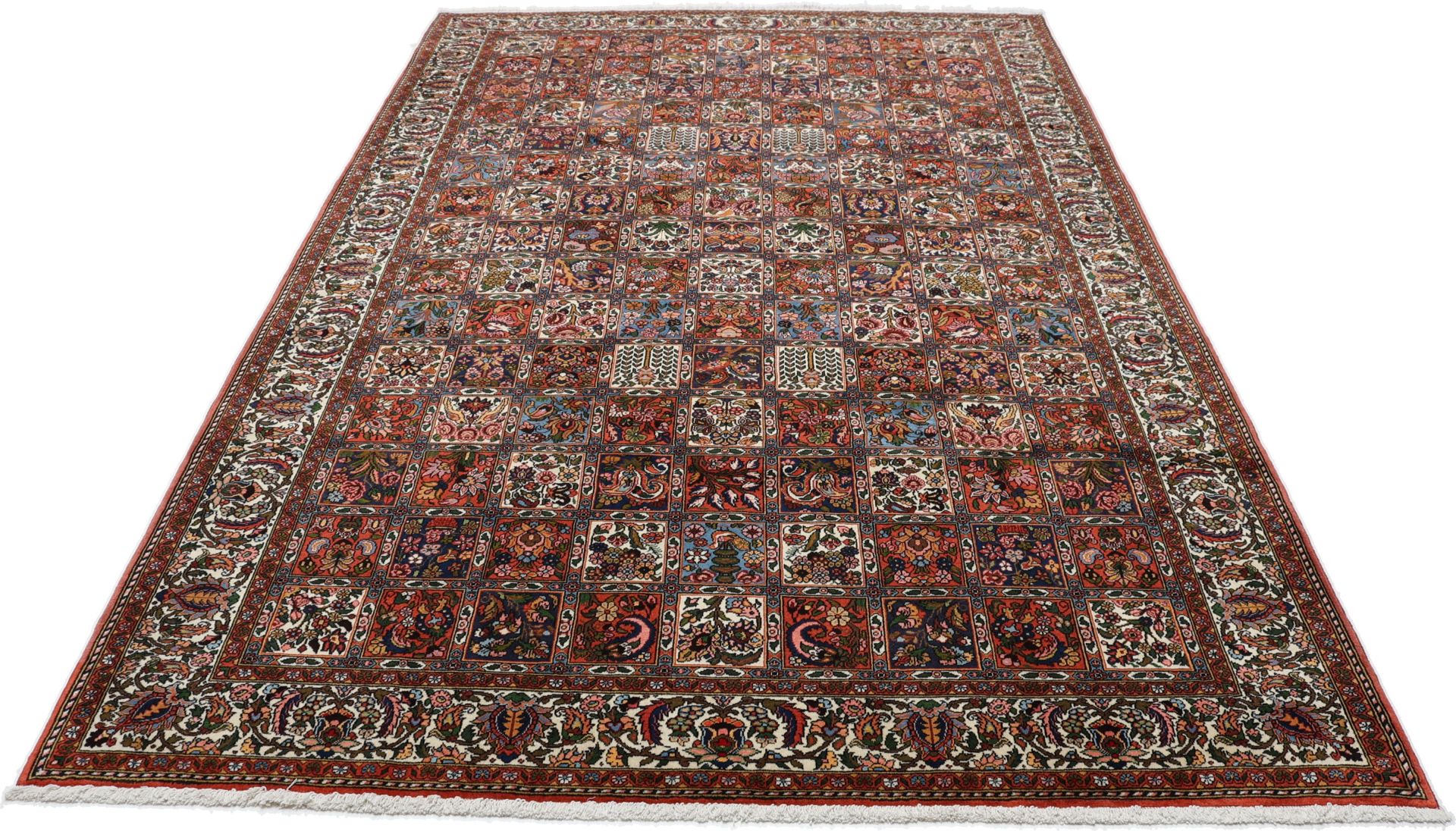 Alternative view of Wool Bakhtiari Persian Rug 197 × 296 cm, hand-knotted