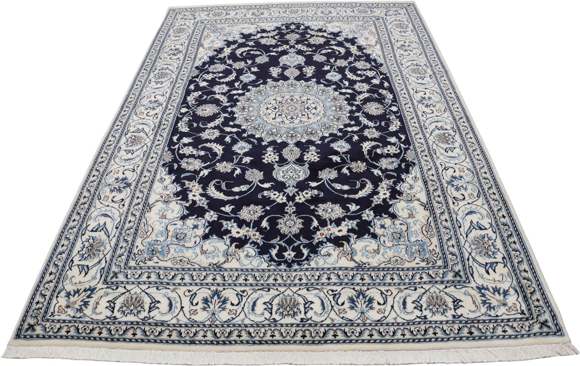Alternative view of Nain Persian Rug 192 × 292 cm in Wool, hand-knotted