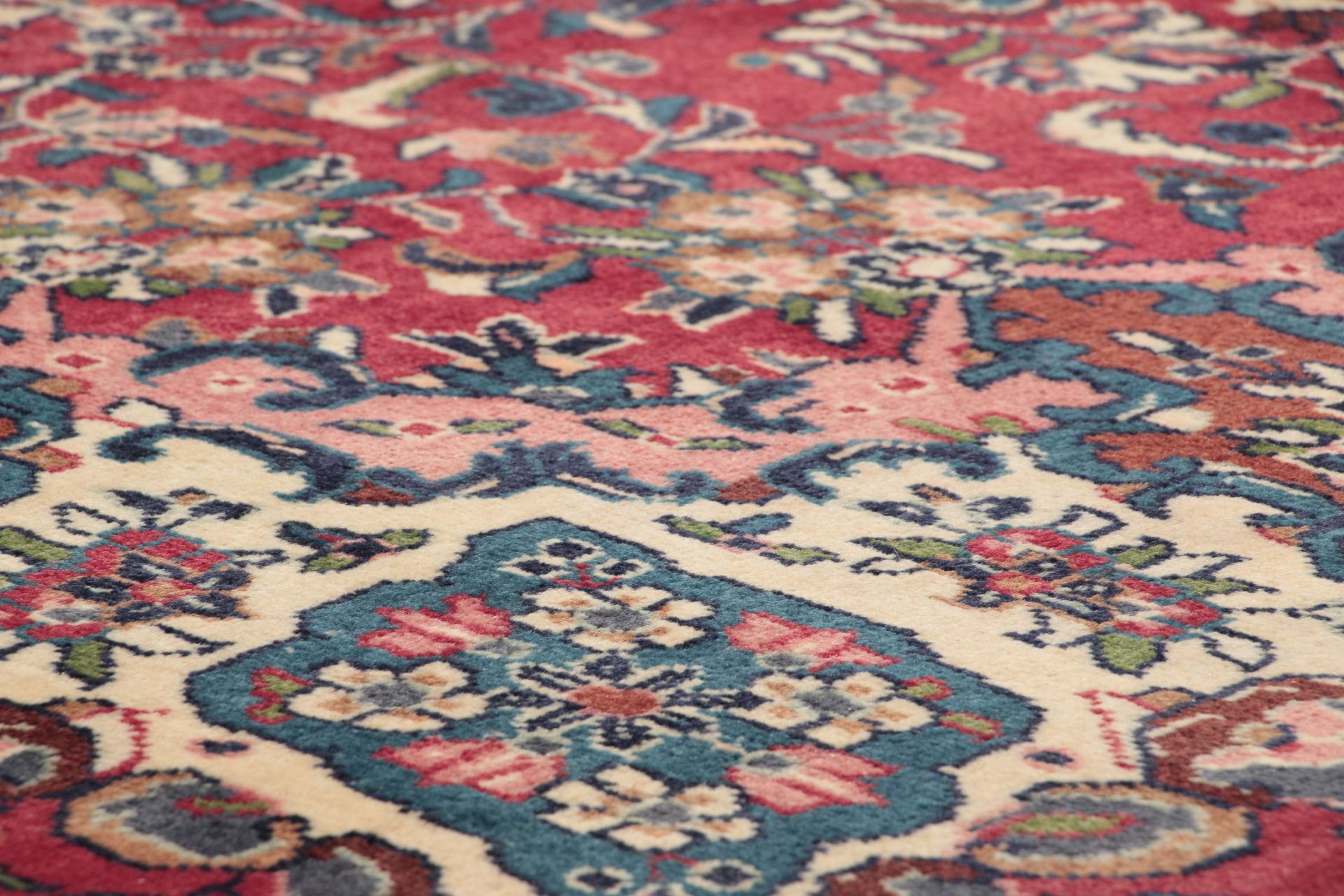 Hamadan Persian Rug 213 × 312 cm, hand-knotted - Image 5