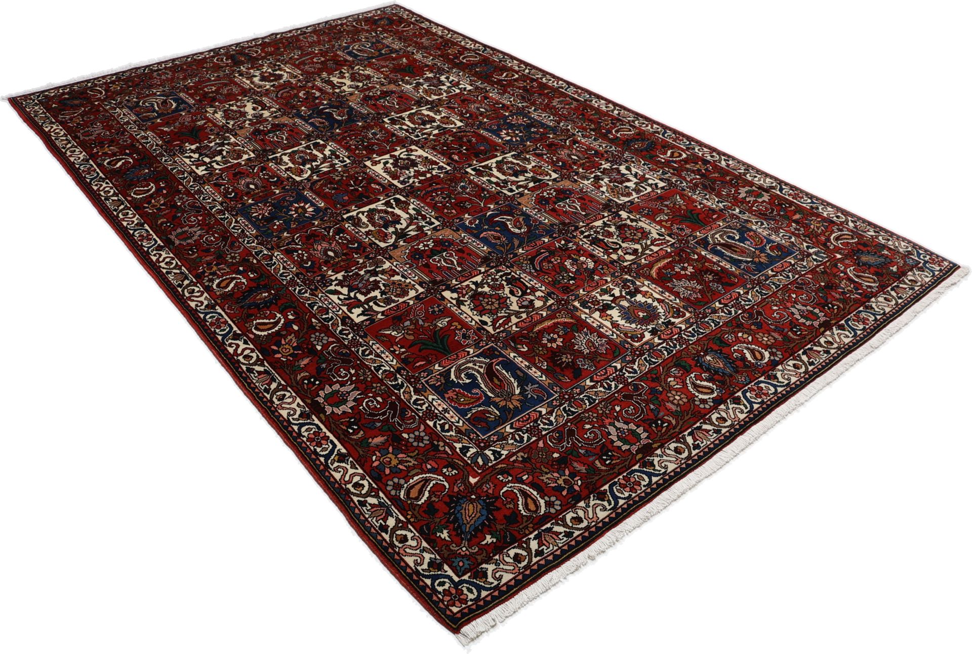 Bakhtiari Persian Rug 213 × 313 cm in Wool, hand-knotted - Image 4