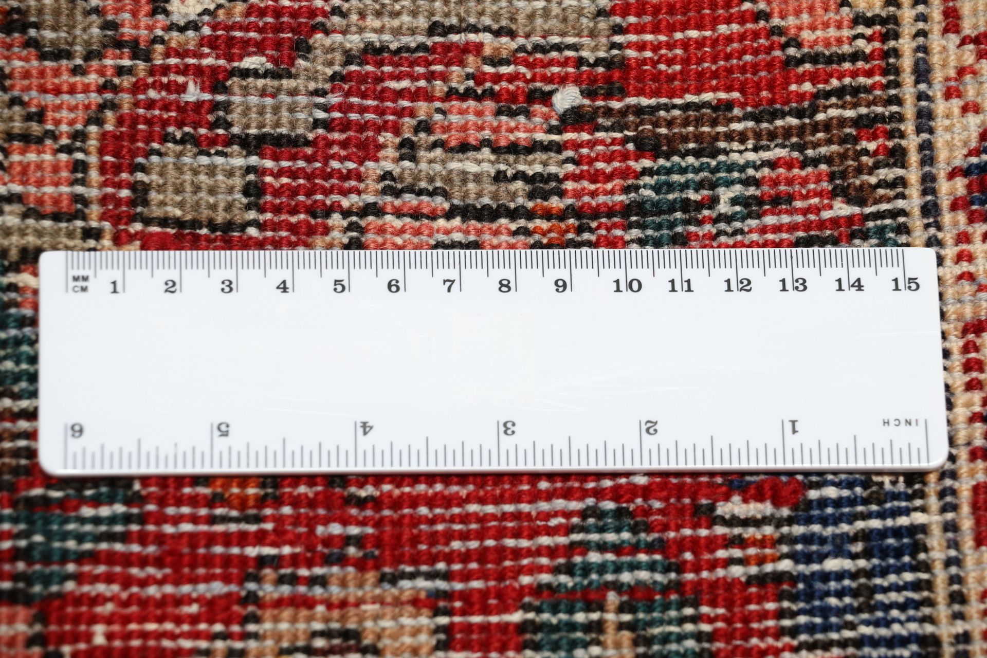 Wool Bakhtiari Persian Rug 200 × 315 cm, hand-knotted - Image 11