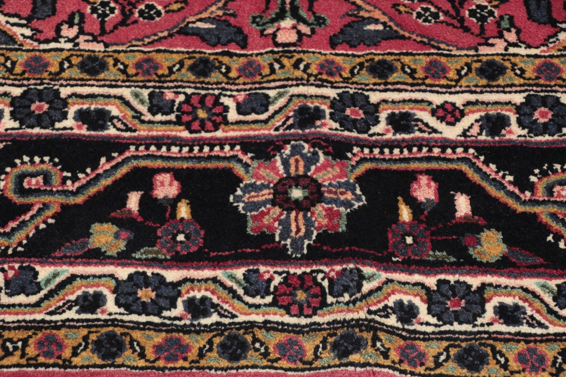 Hand-Knotted Hamadan Persian Rug, 223 × 310 cm - Image 7