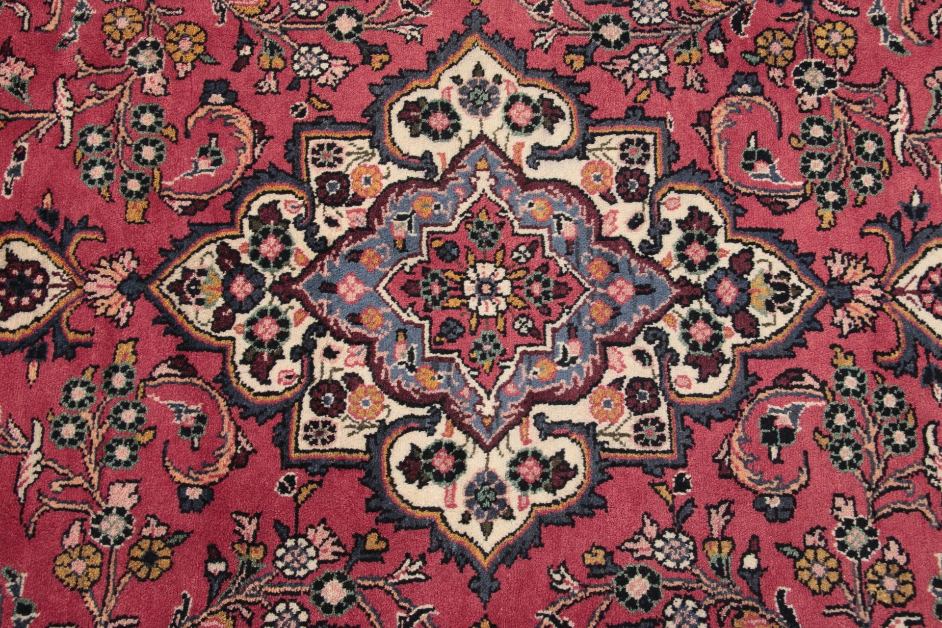 Hand-Knotted Hamadan Persian Rug, 223 × 310 cm - Image 8