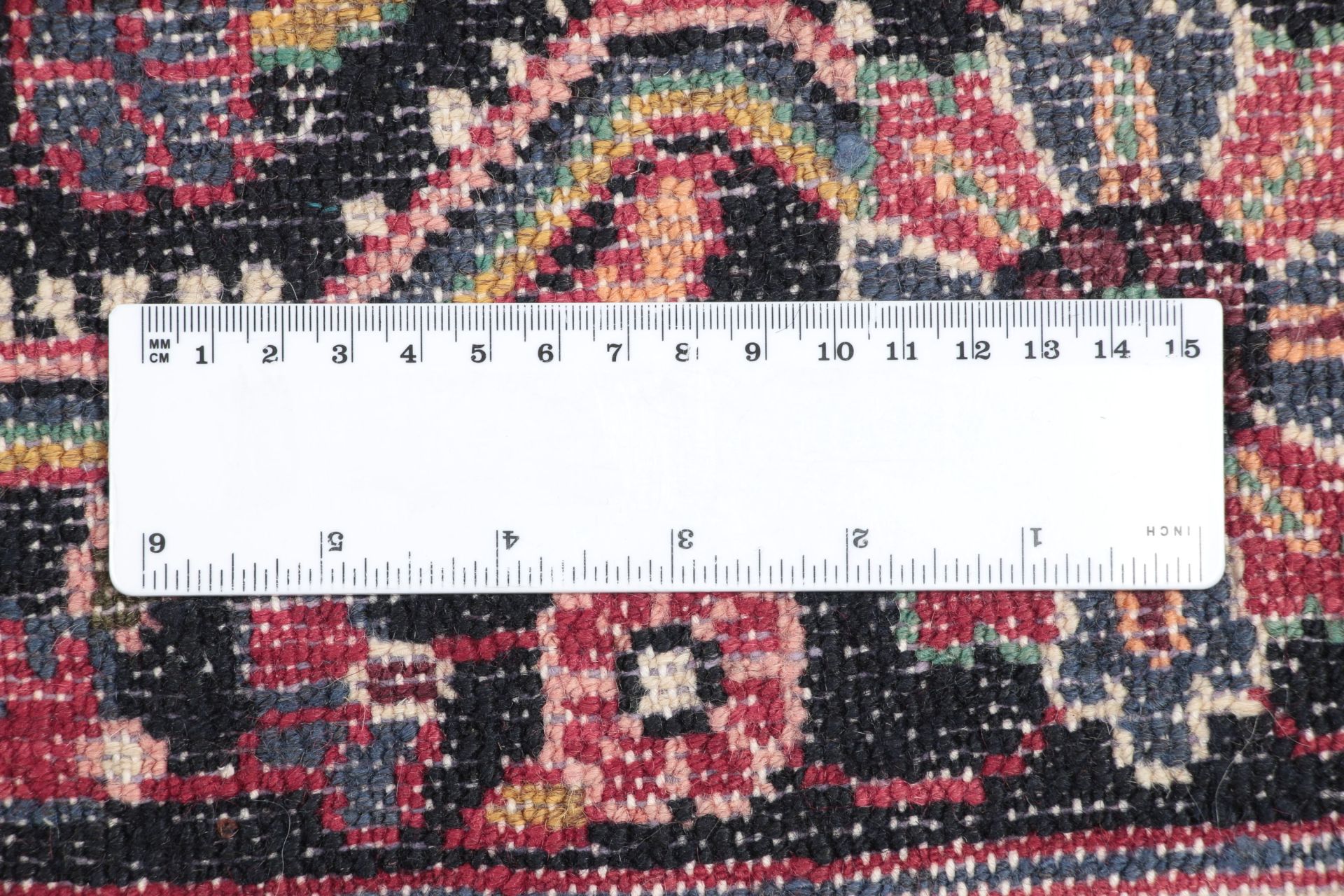 Hand-Knotted Hamadan Persian Rug, 223 × 310 cm - Image 11