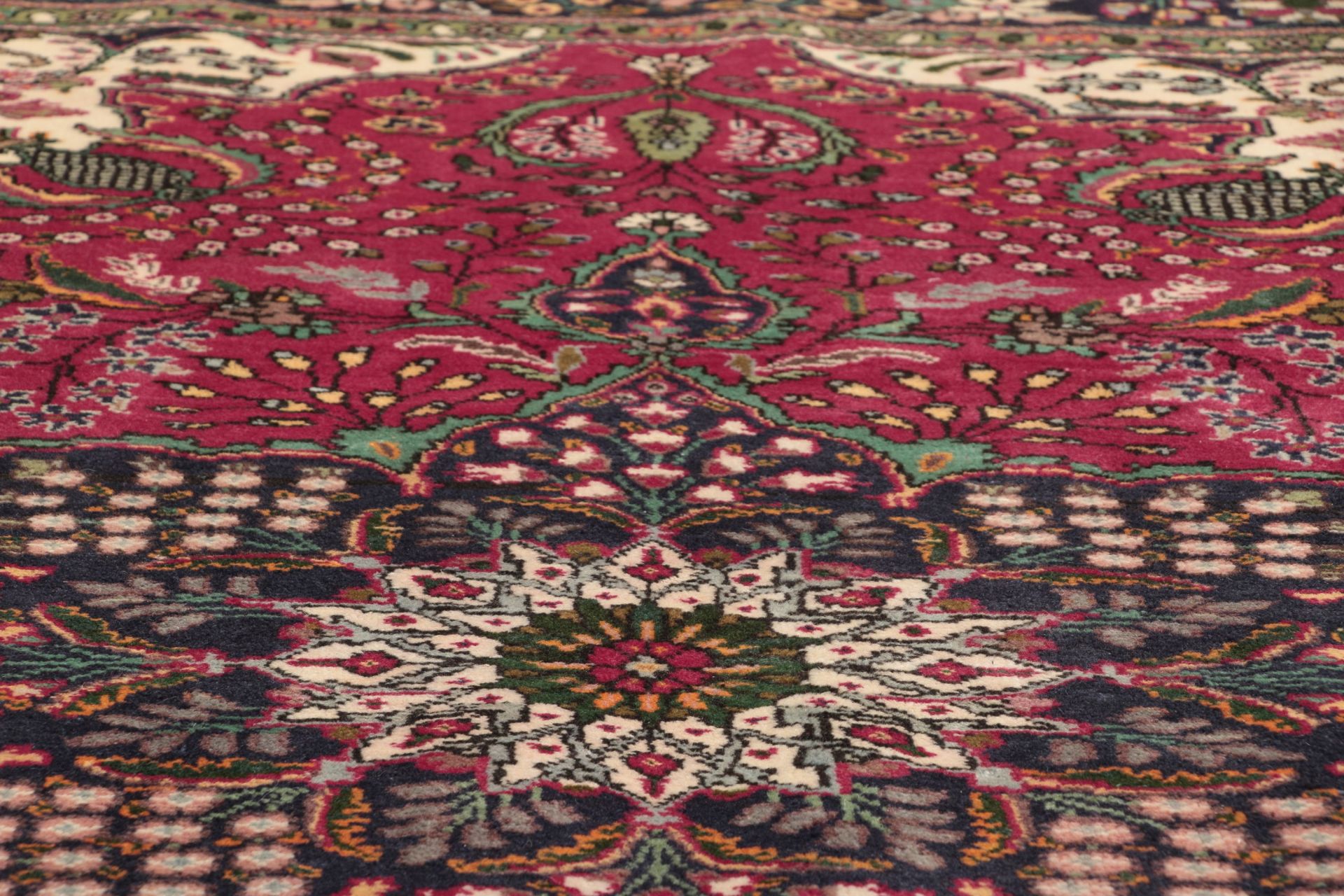 Hand-Knotted Tabriz Persian Rug, 214 × 300 cm - Image 6