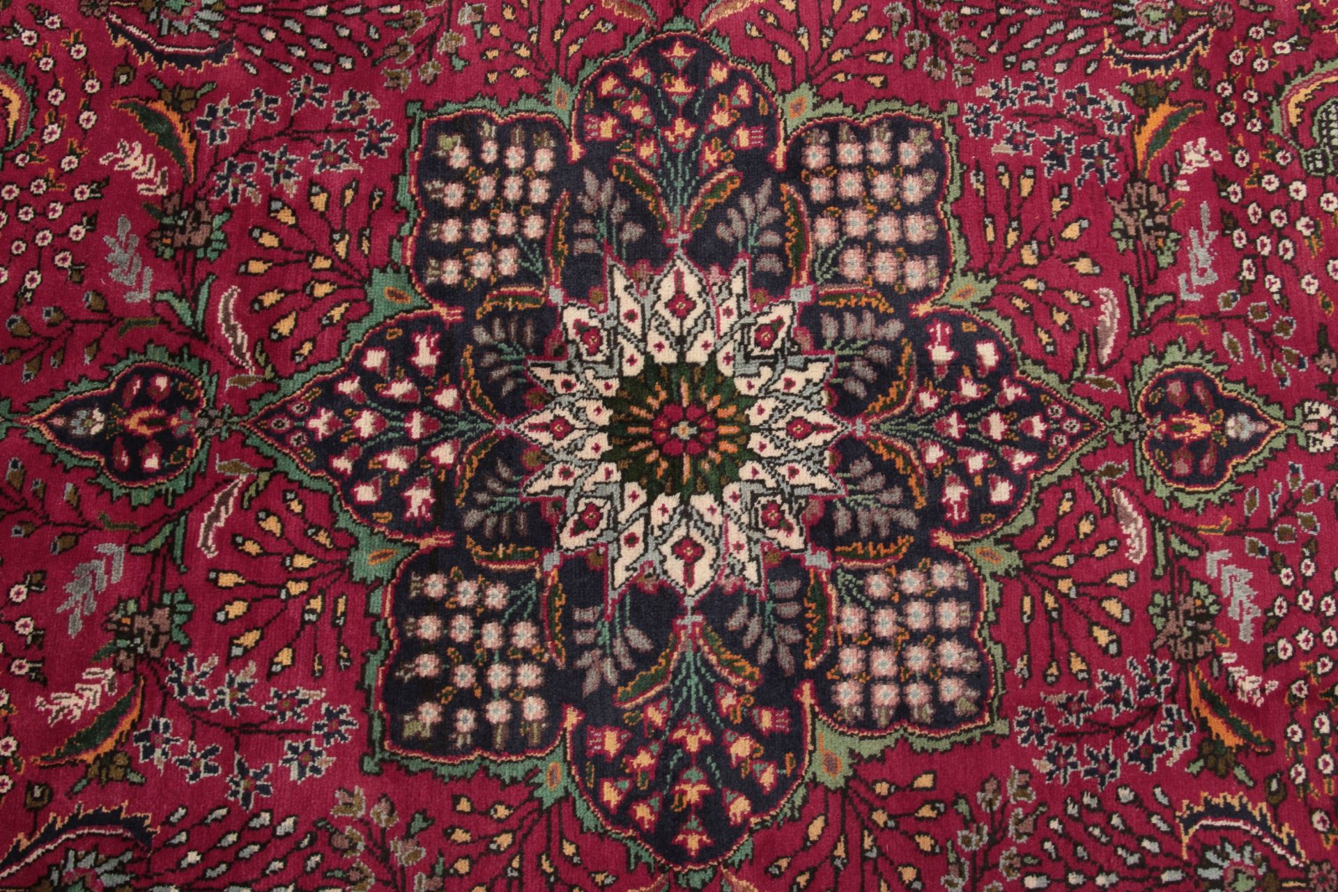 Hand-Knotted Tabriz Persian Rug, 214 × 300 cm - Image 8