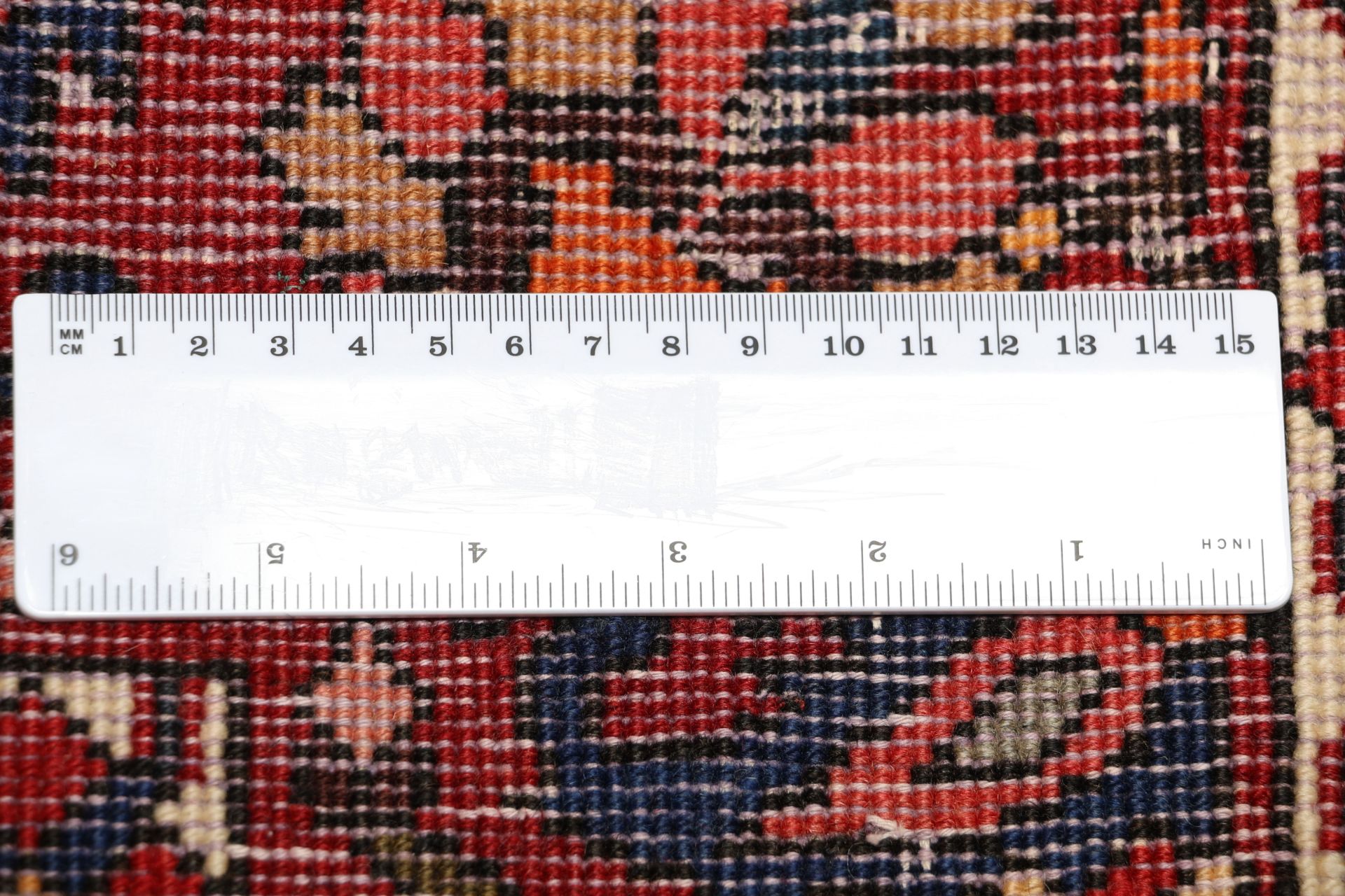 Bakhtiari Persian Rug 200 × 310 cm in Wool, hand-knotted - Image 11