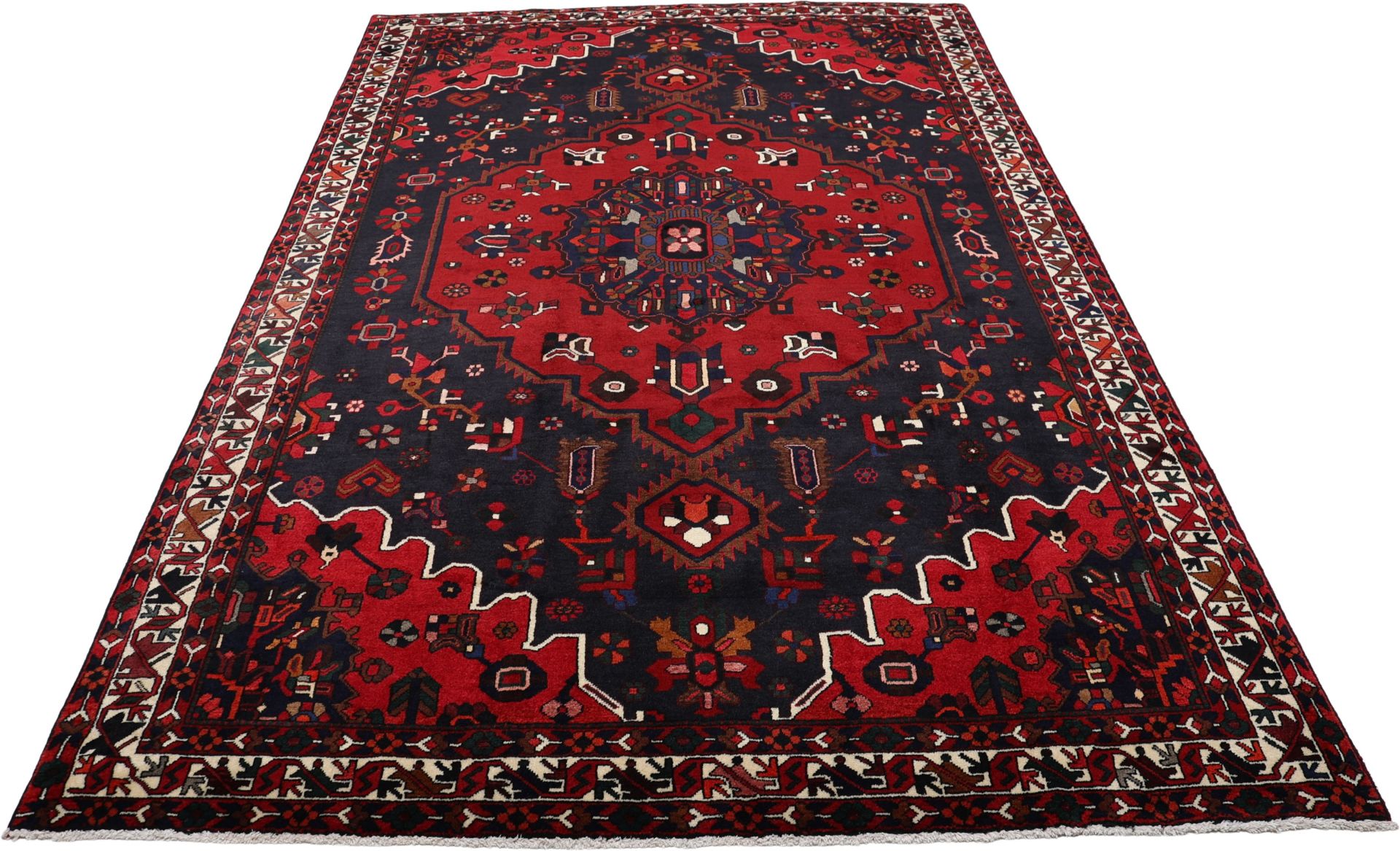 Alternative view of Wool Bakhtiari Persian Rug 210 × 320 cm, hand-knotted