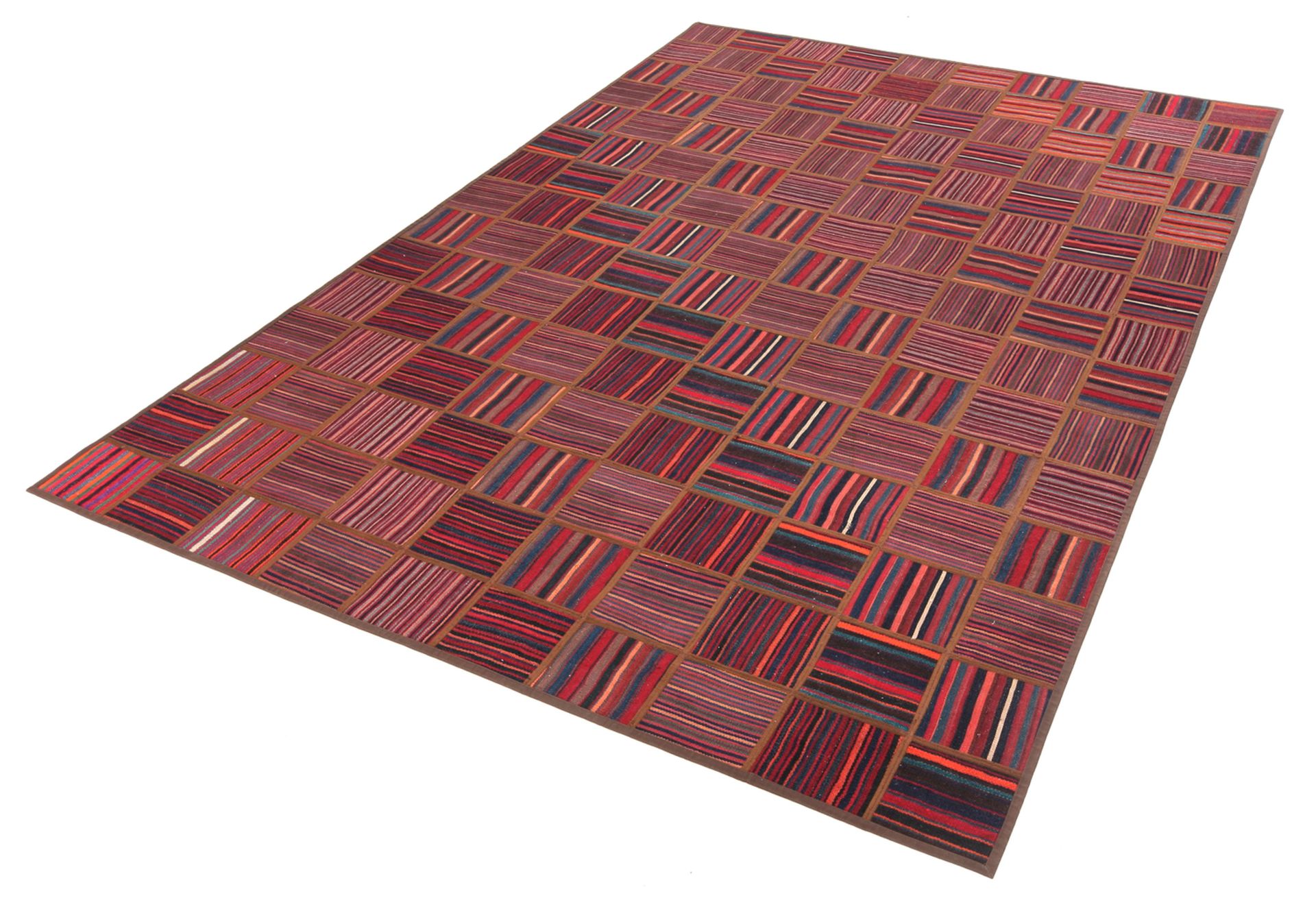 Alternative view of Wool Kilim Persian Rug 197 × 294 cm, hand-woven