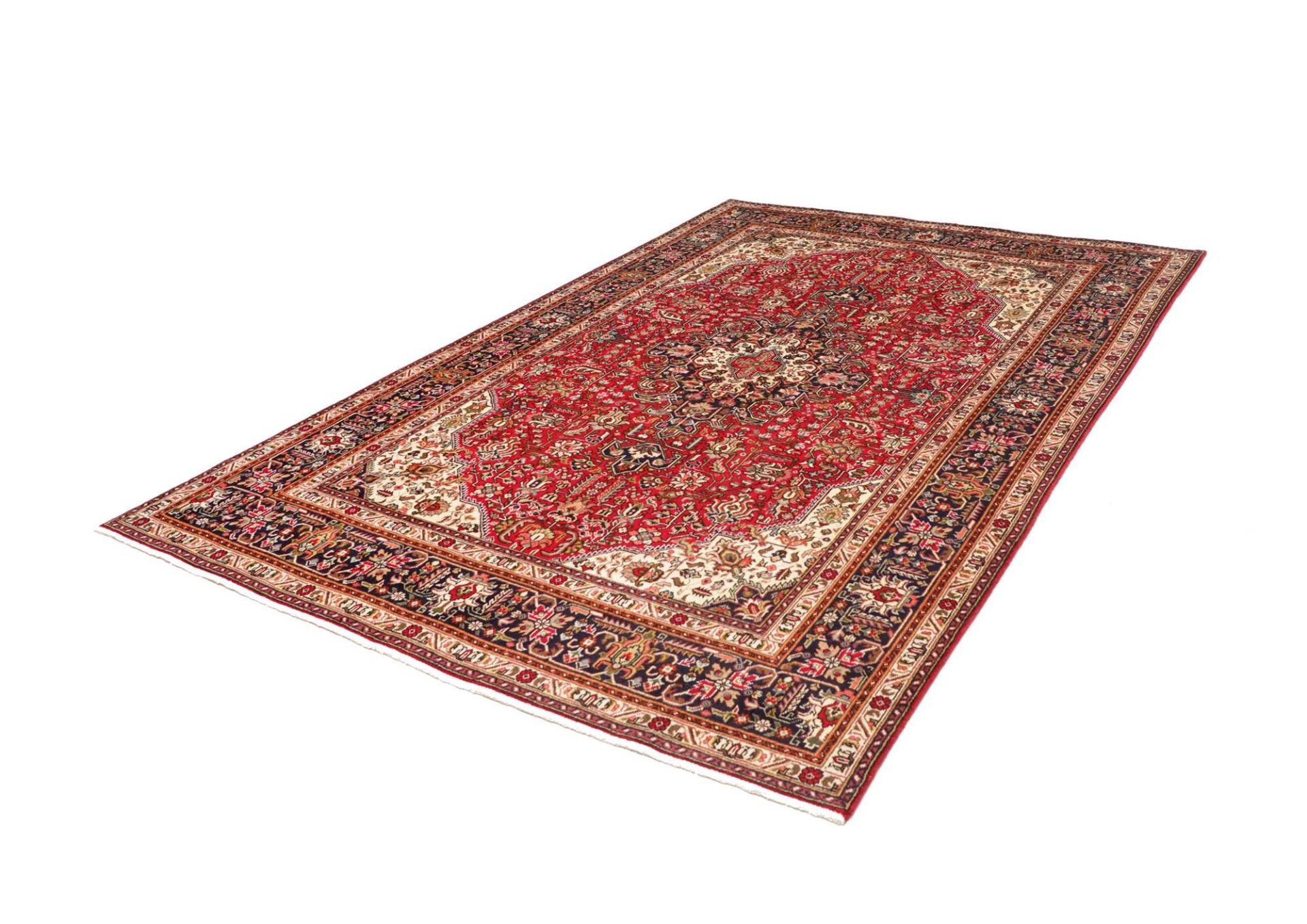 Alternative view of Tabriz Persian Rug 196 × 287 cm in Wool, hand-knotted