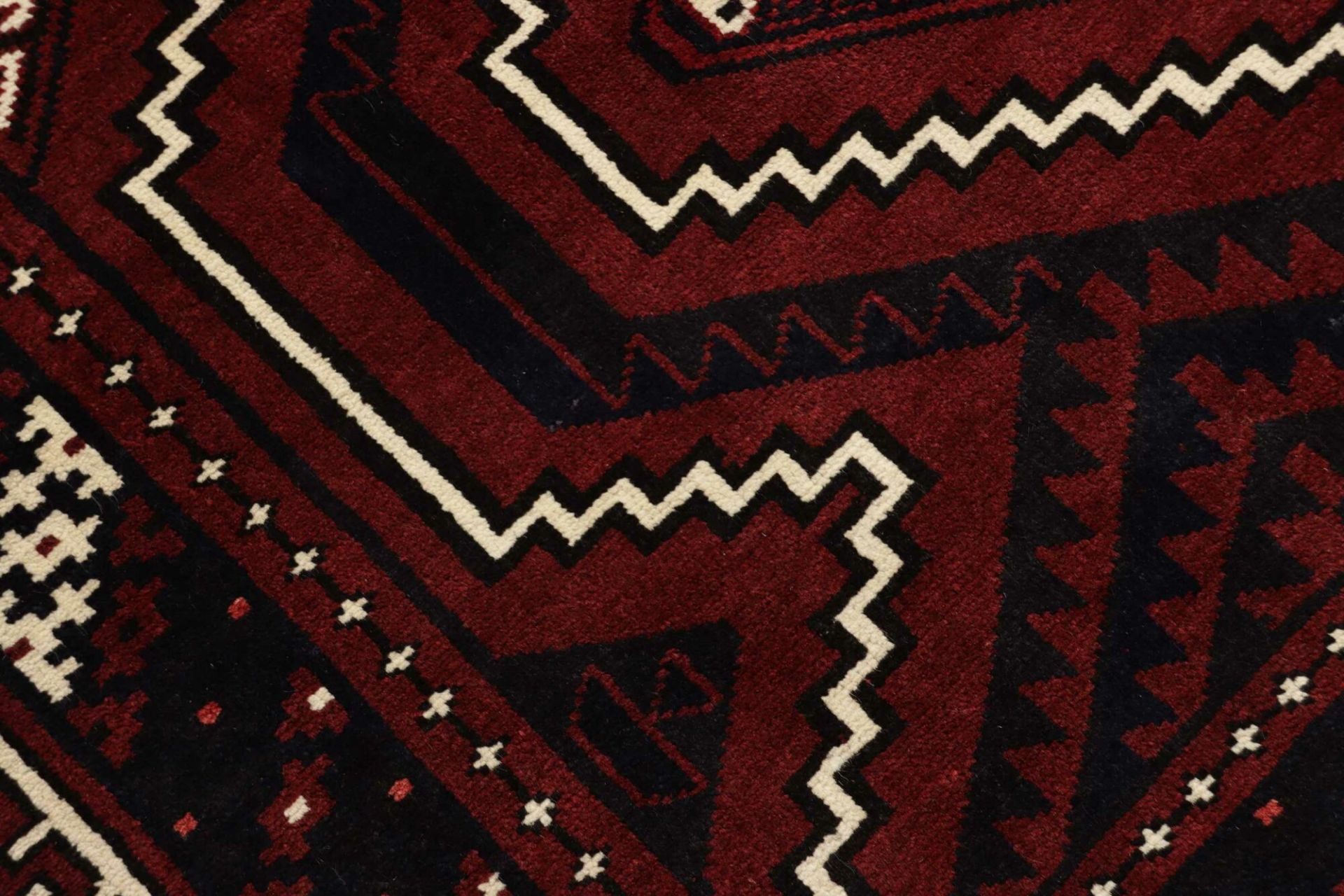 Hand-Knotted Persian Rug, 216 × 289 cm, Wool - Image 6