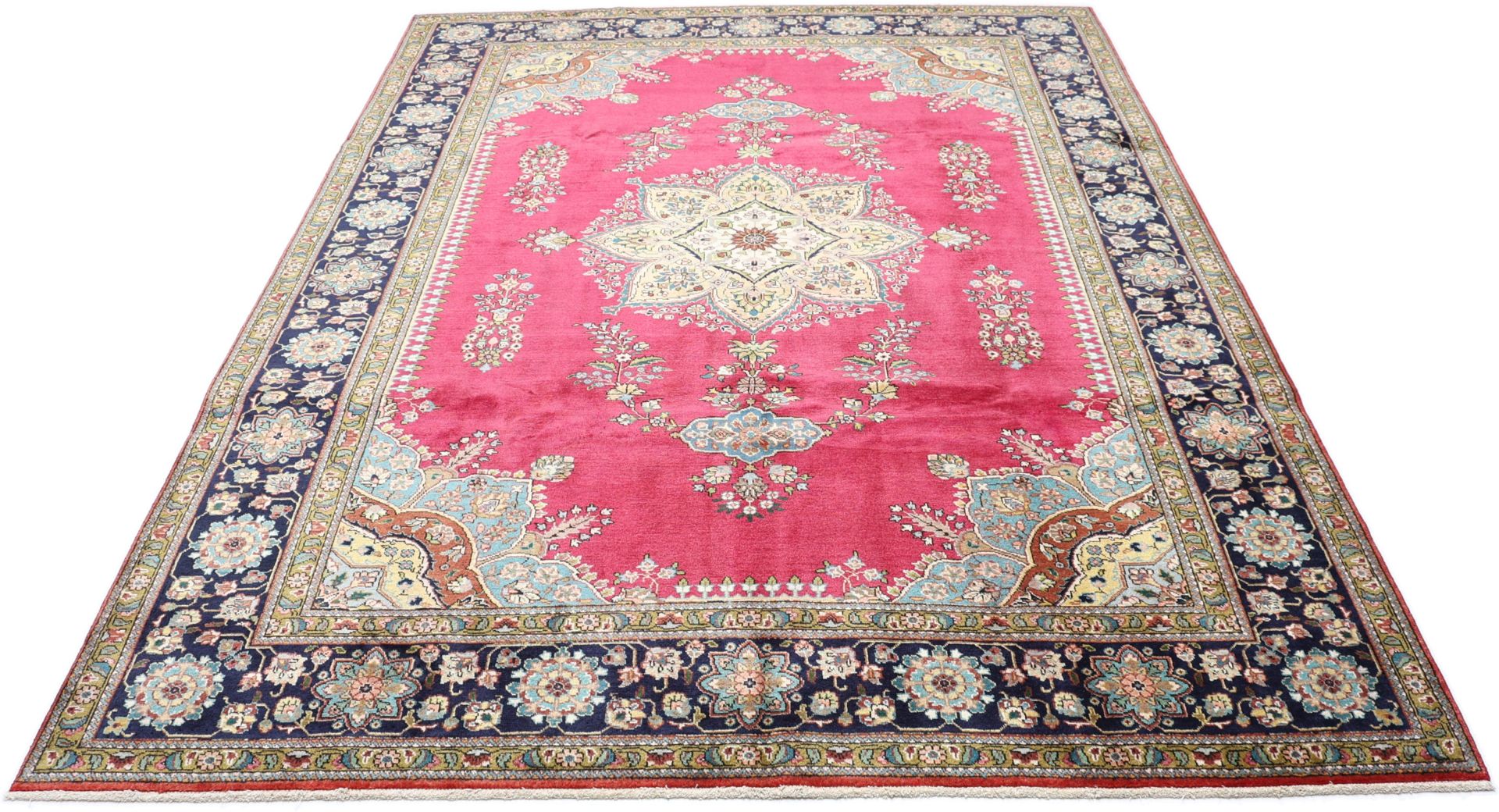 Alternative view of Tabriz Persian Rug 248 × 340 cm in Wool, hand-knotted