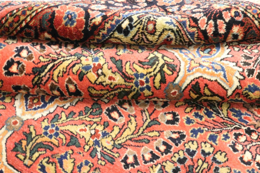 Alternative view of Antique Sarouk Persian Rug, 148 × 109 cm, Wool