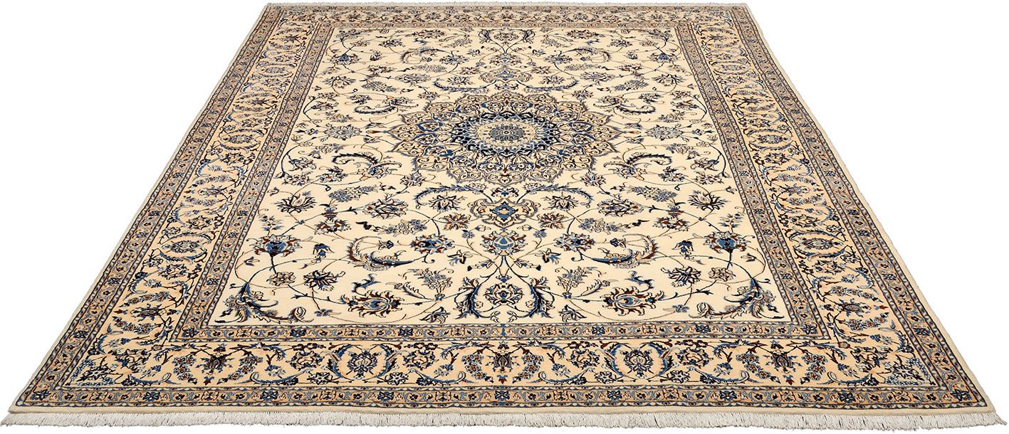 Alternative view of Nain Persian Rug 245 × 360 cm in Wool, hand-knotted