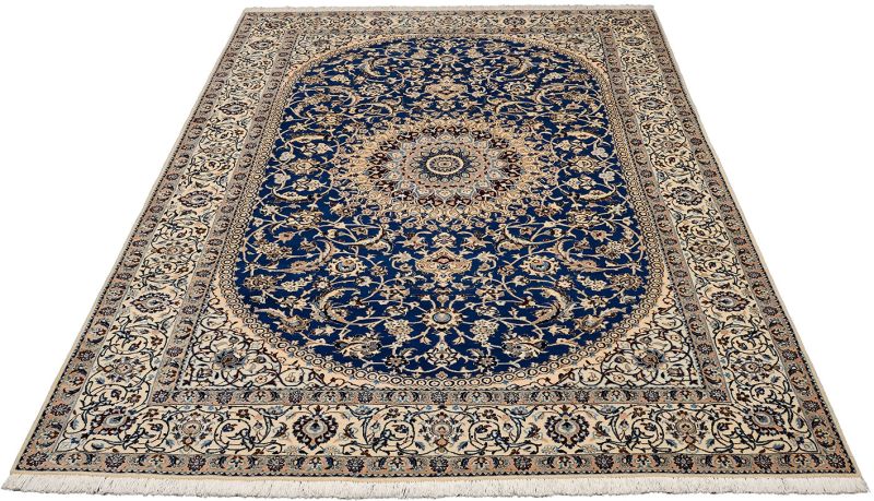 Alternative view of Nain Persian Rug 202 × 310 cm in Wool & Silk, hand-knotted