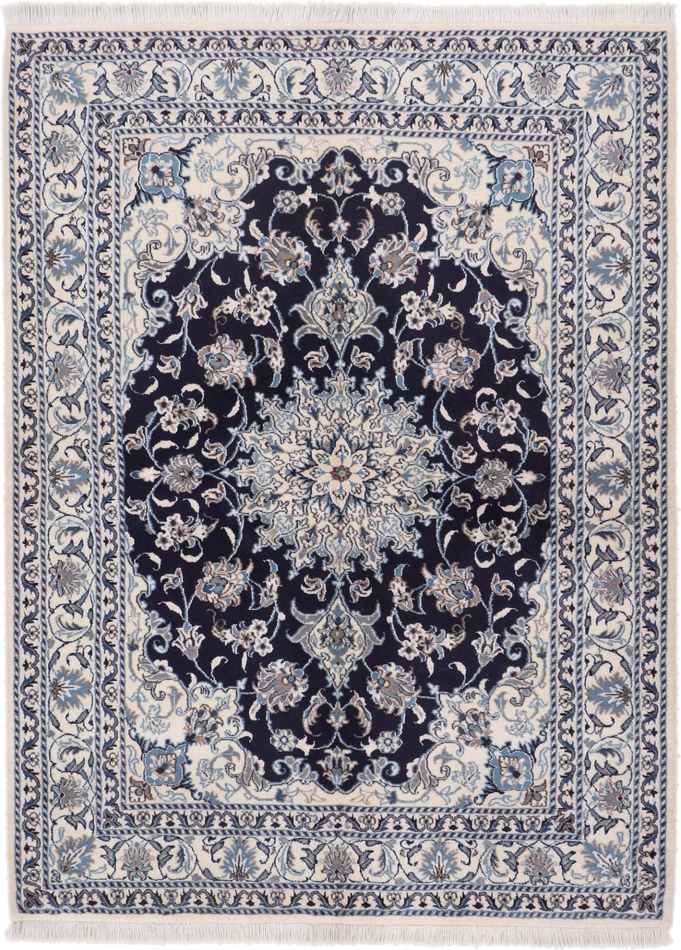 Wool & Silk Nain Persian Rug 150 × 202 cm, hand-knotted