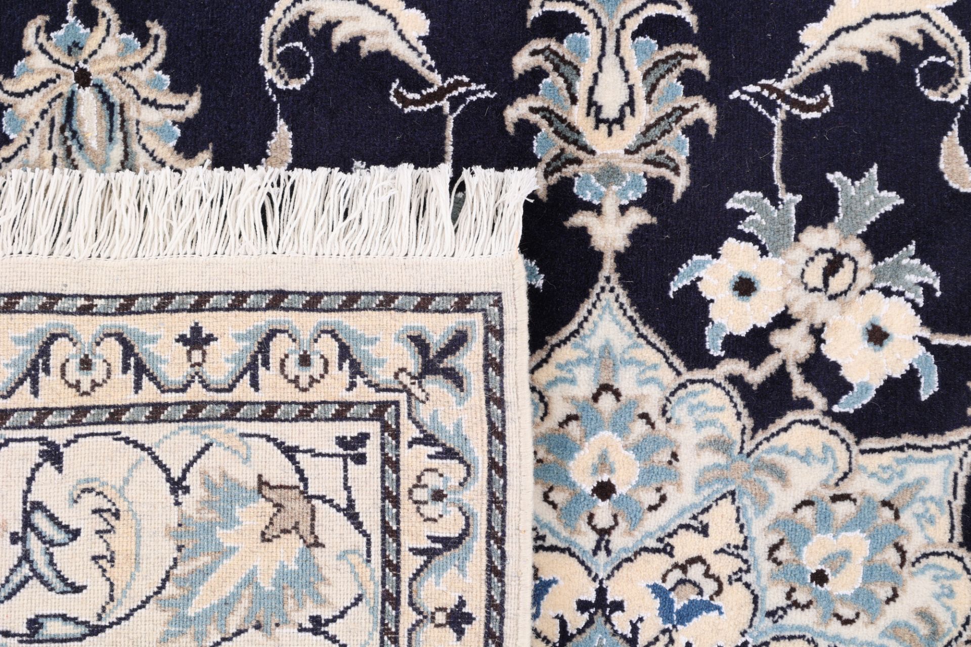 Hand-Knotted Nain Persian Rug, 168 × 238 cm, Wool & Silk - Image 7