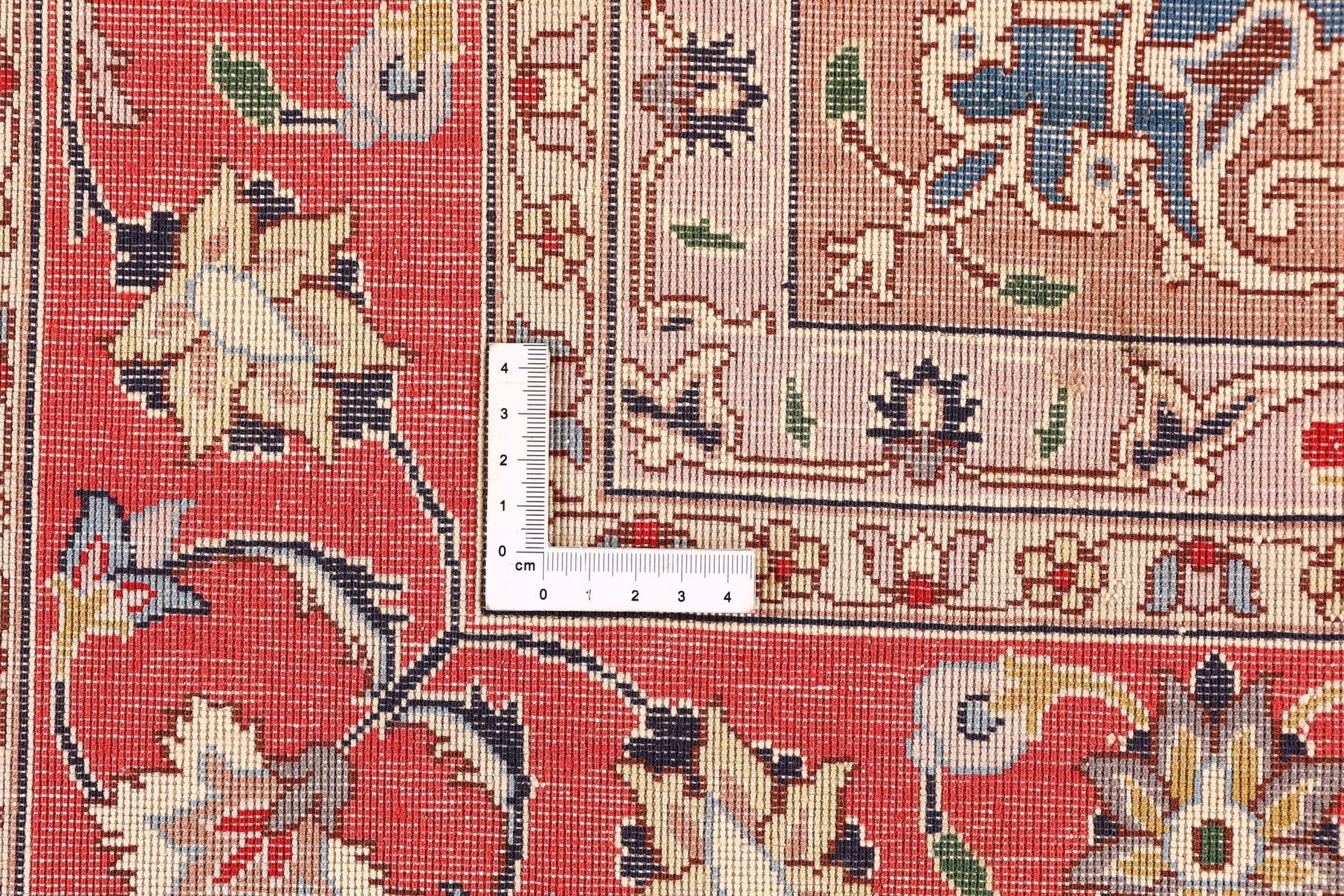 Tabriz Persian Rug 153 × 202 cm in Wool & Silk, hand-knotted - Image 9