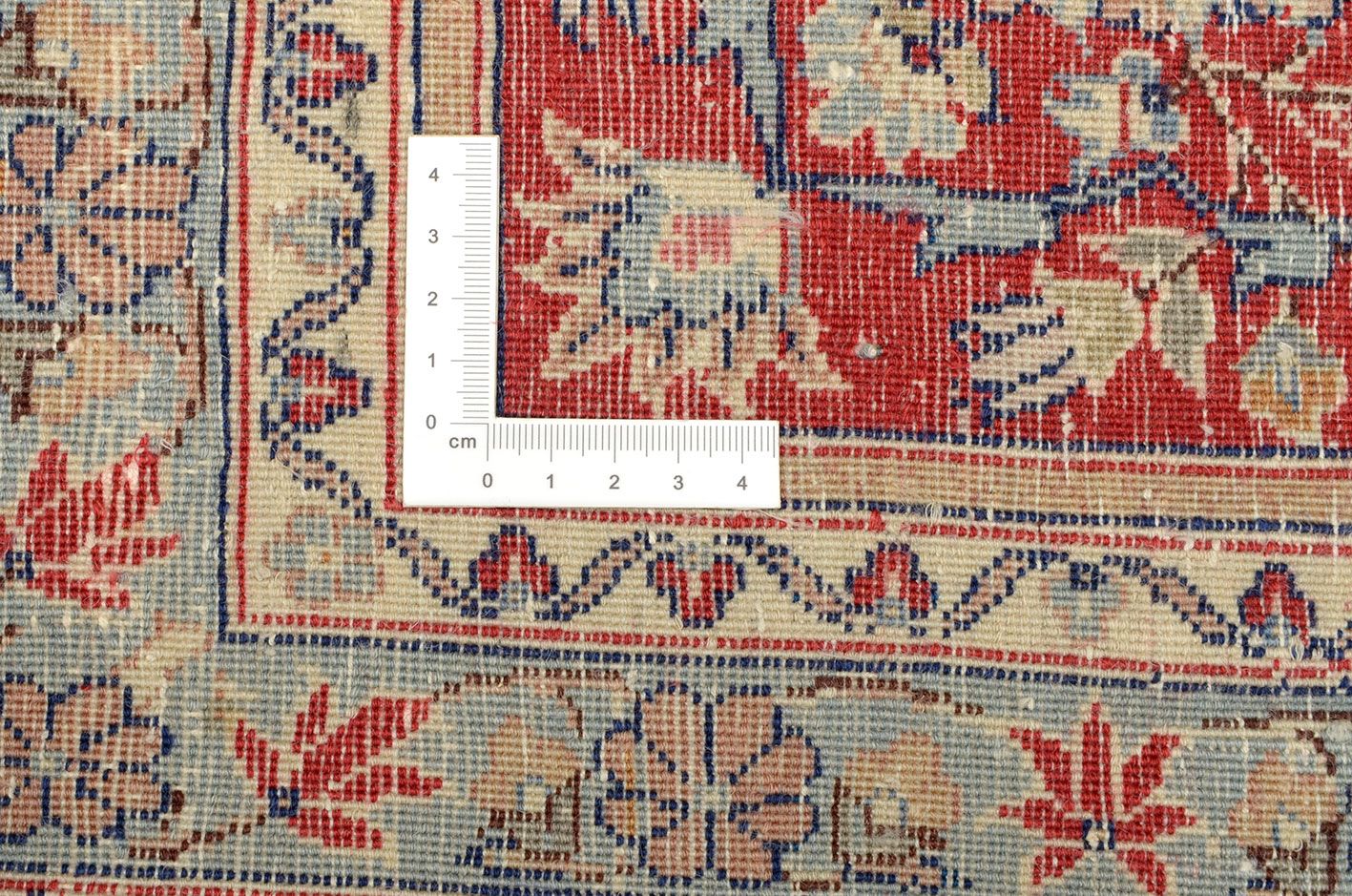 Isfahan Chinese Rug 284 × 367 cm in Wool, hand-knotted - Image 3