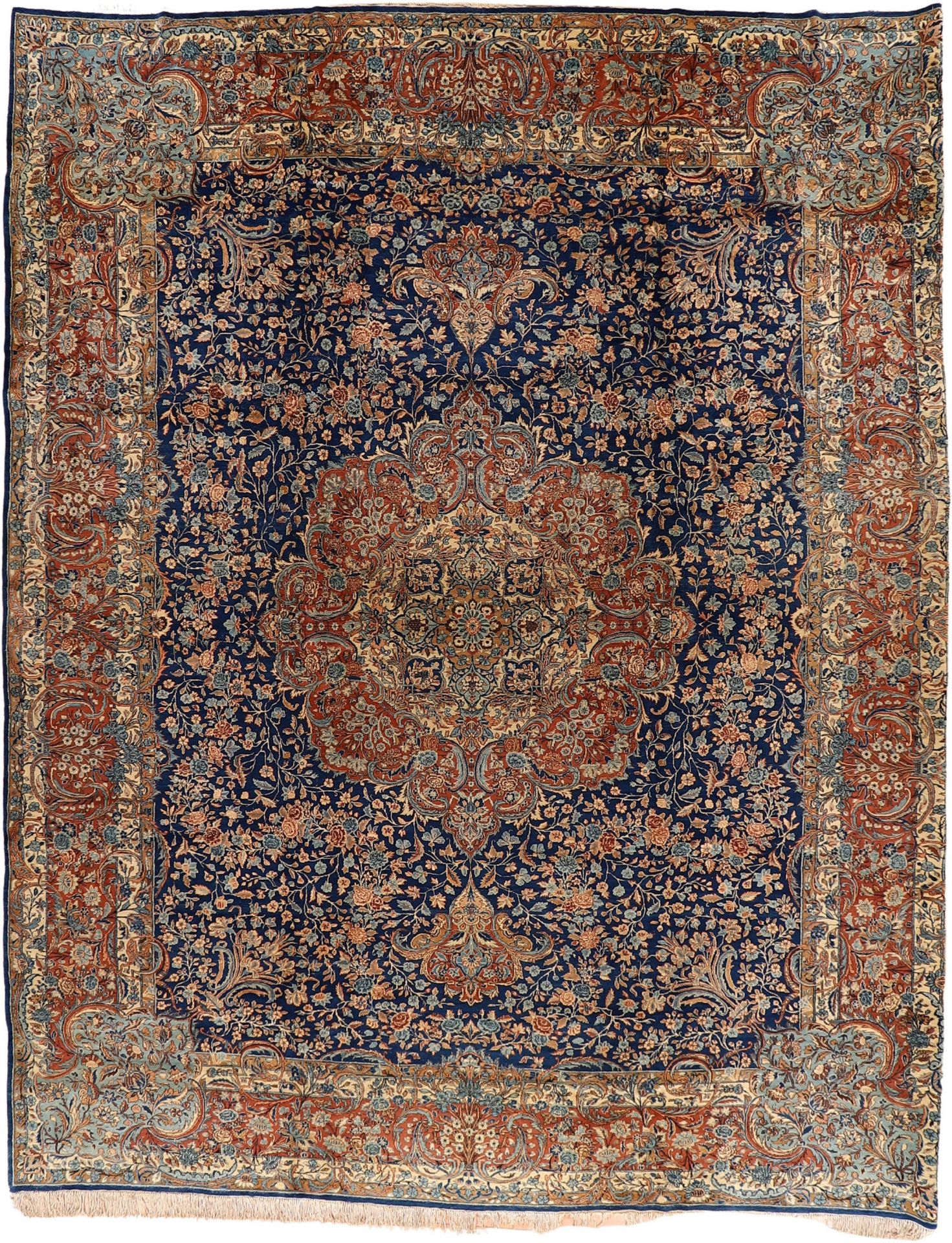 Yazd Persian Rug 344 × 430 cm in Wool, hand-knotted
