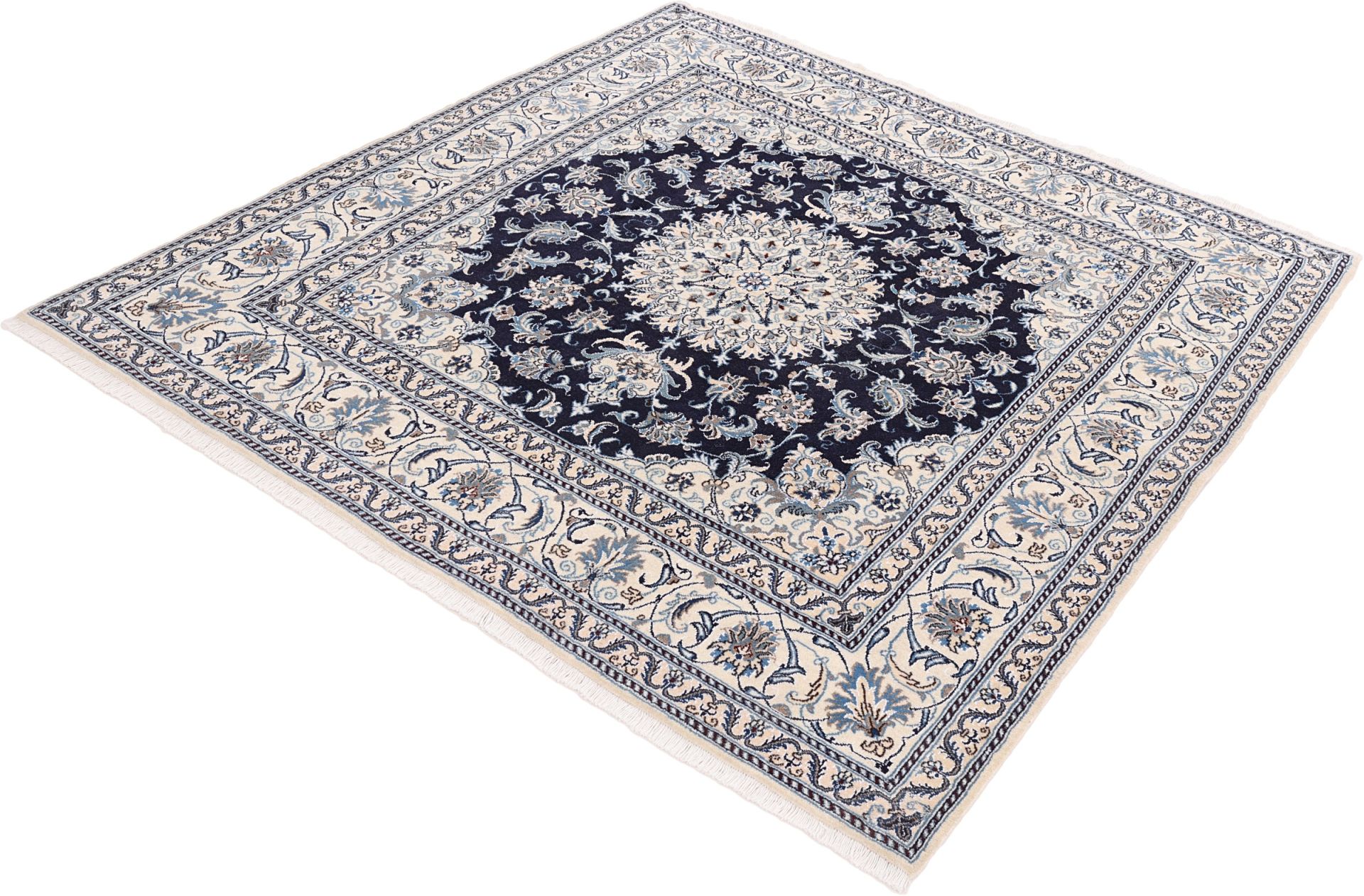 Wool & Silk Nain Persian Rug 196 × 200 cm, hand-knotted - Image 4