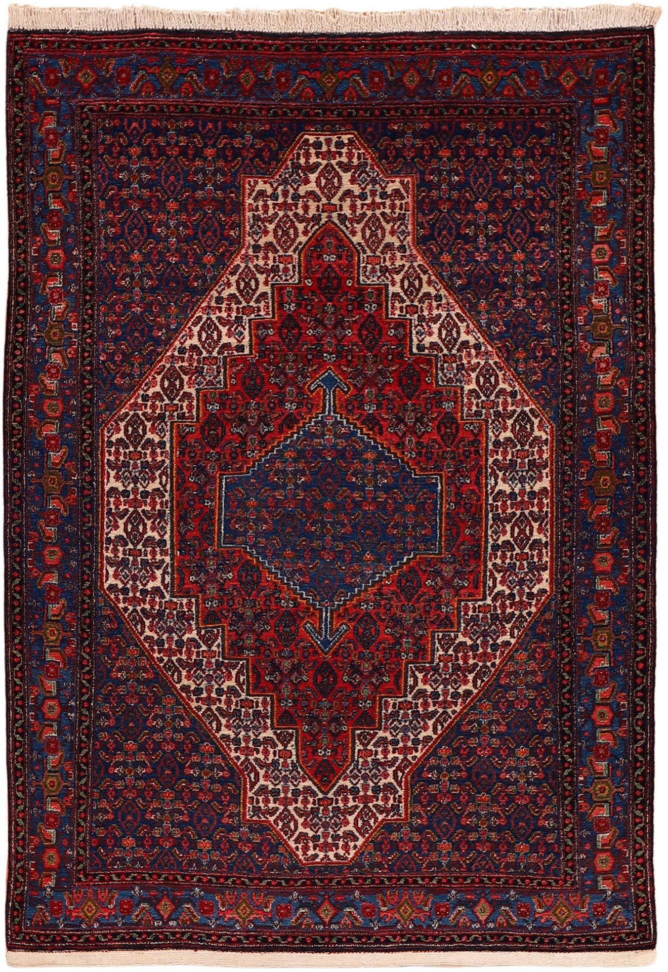 Wool Persian Rug 118 × 165 cm, hand-knotted