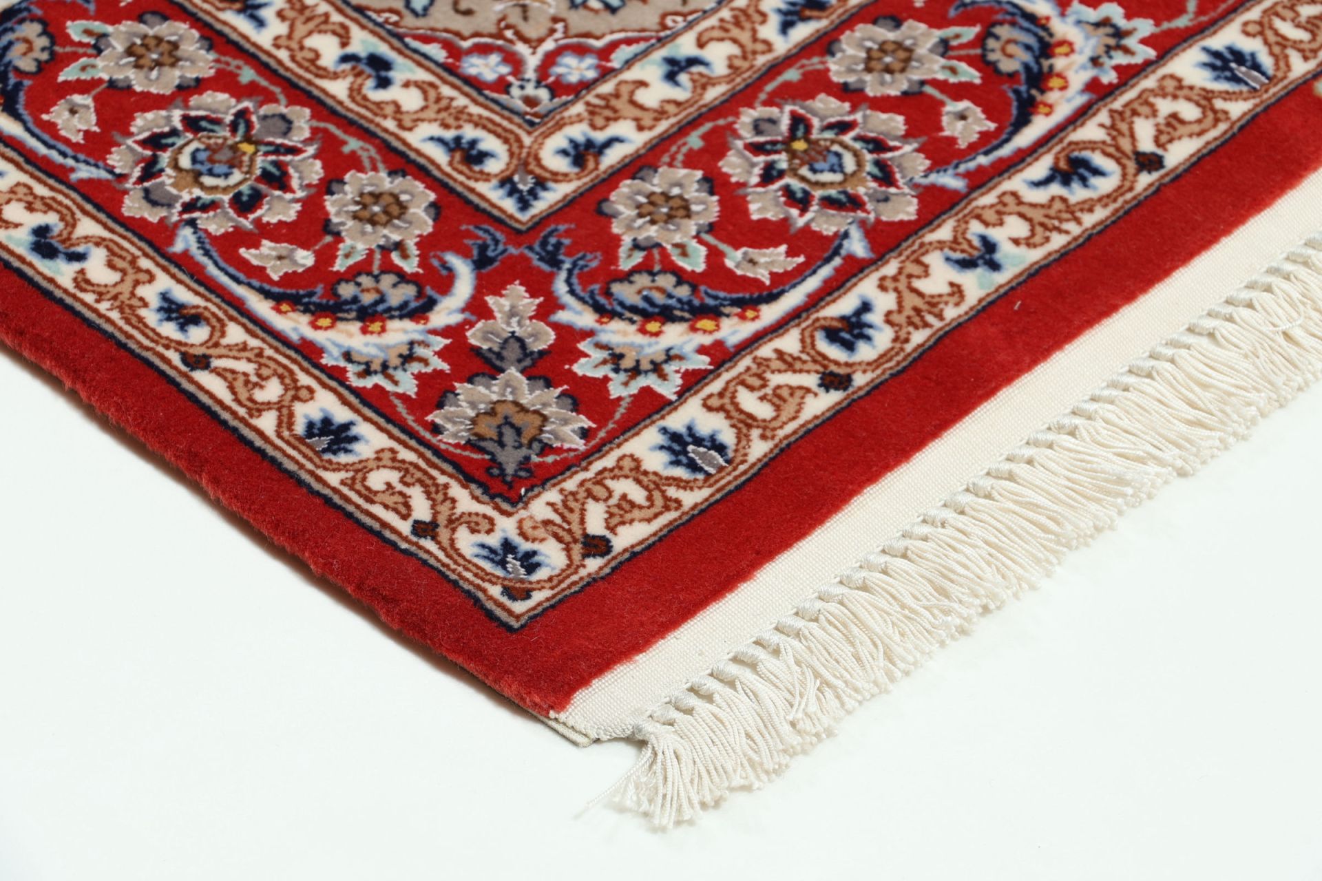 Isfahan Persian Rug 85 × 217 cm in Wool & Silk, hand-knotted - Image 7