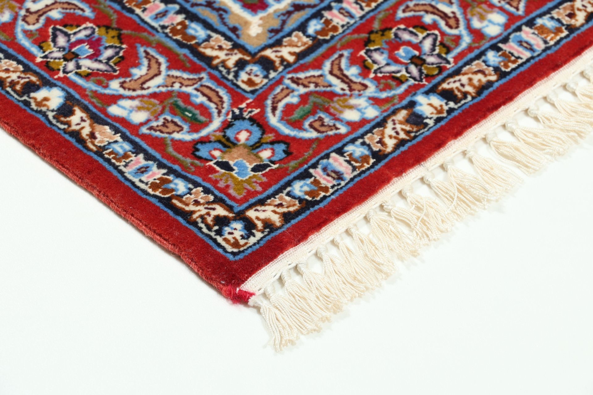 Isfahan Persian Rug 70 × 98 cm in Wool & Silk, hand-knotted - Image 6