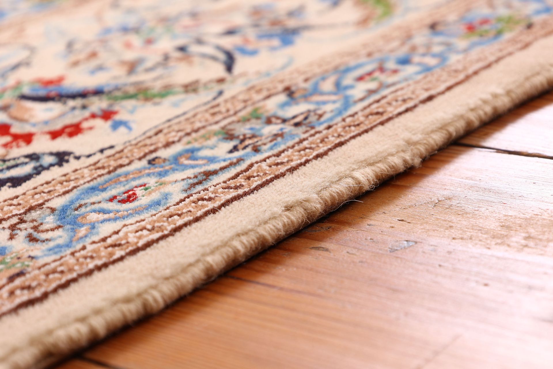 Wool & Silk Nain Persian Rug 175 × 292 cm, hand-knotted - Image 6