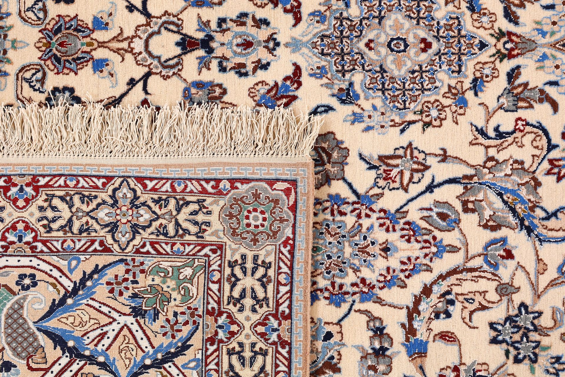 Wool & Silk Nain Persian Rug 200 × 303 cm, hand-knotted - Image 7
