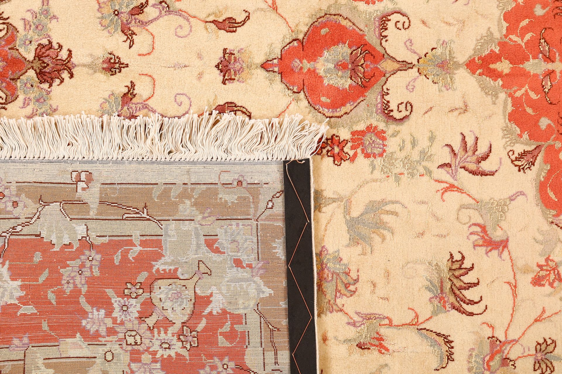 Tabriz Persian Rug 205 × 300 cm in Wool & Silk, hand-knotted - Image 7
