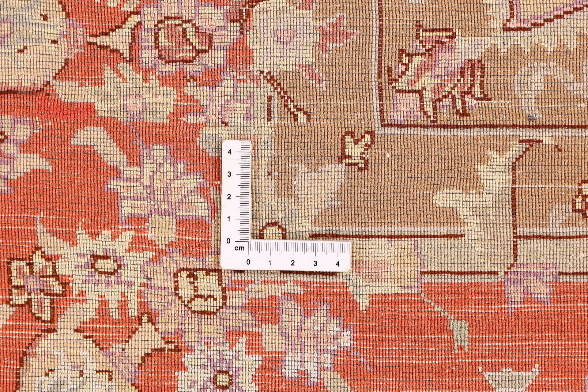 Tabriz Persian Rug 205 × 300 cm in Wool & Silk, hand-knotted - Image 9