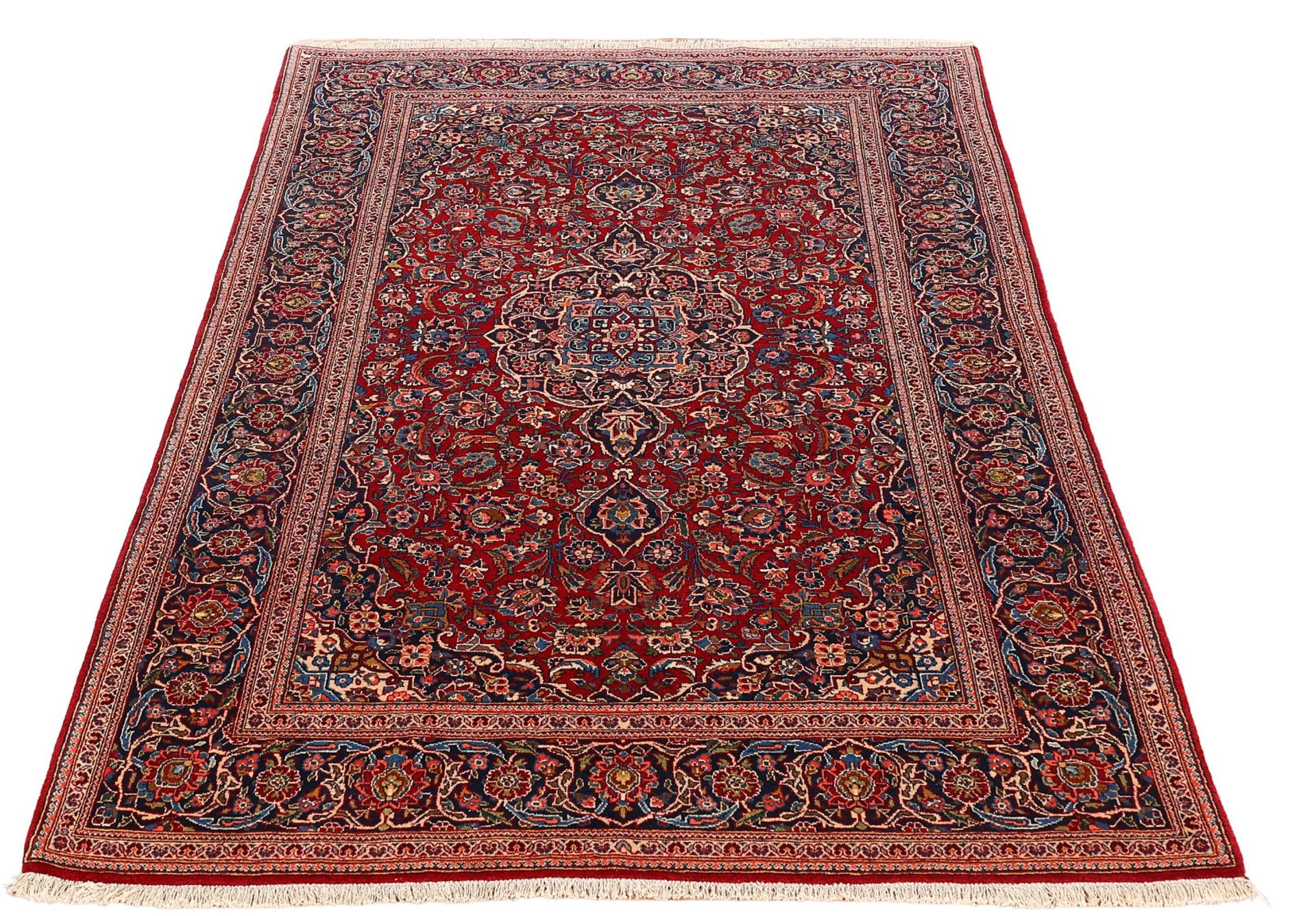 Alternative view of Kashan Persian Rug 133 × 225 cm in Wool, hand-knotted