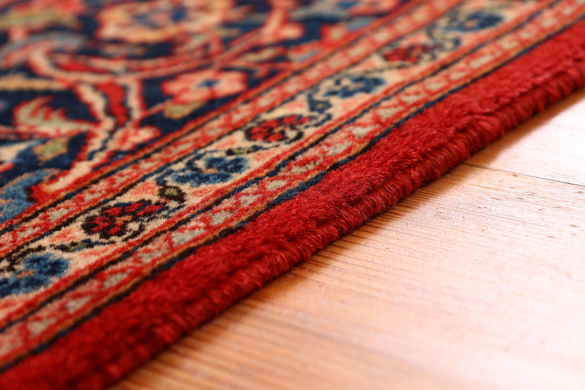 Wool Kashan Persian Rug 127 × 210 cm, hand-knotted - Image 6