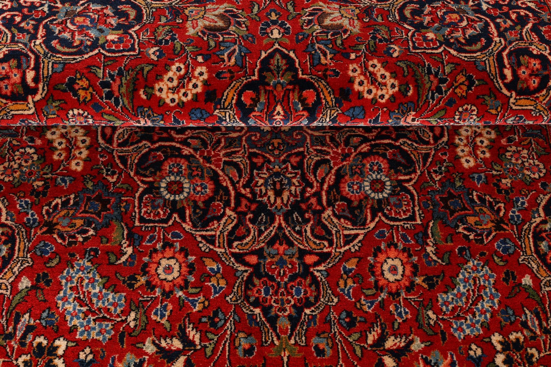 Wool Kashan Persian Rug 127 × 210 cm, hand-knotted - Image 8