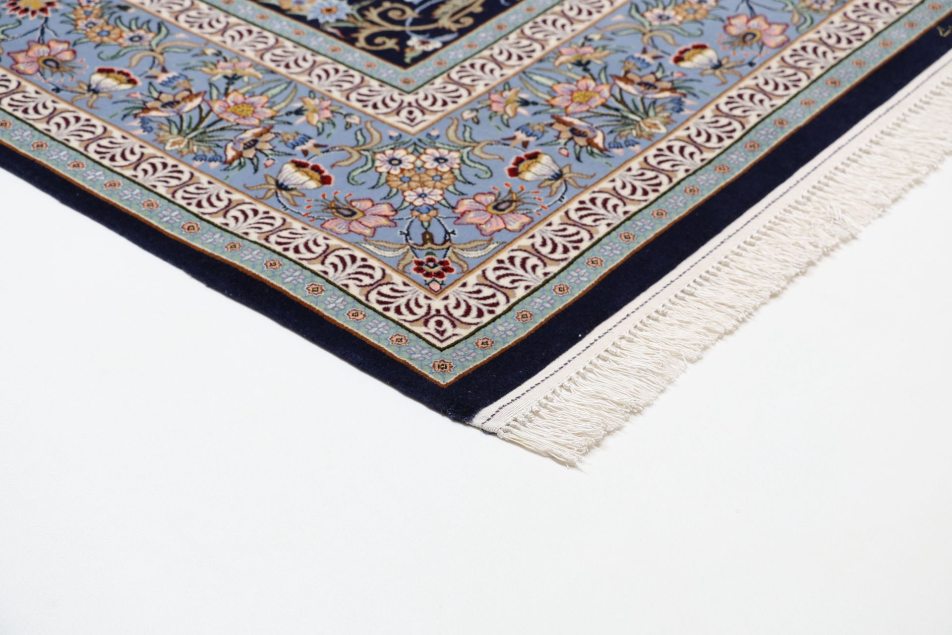 Hand-Knotted Isfahan Persian Rug, 147 × 230 cm, Wool & Silk - Image 6