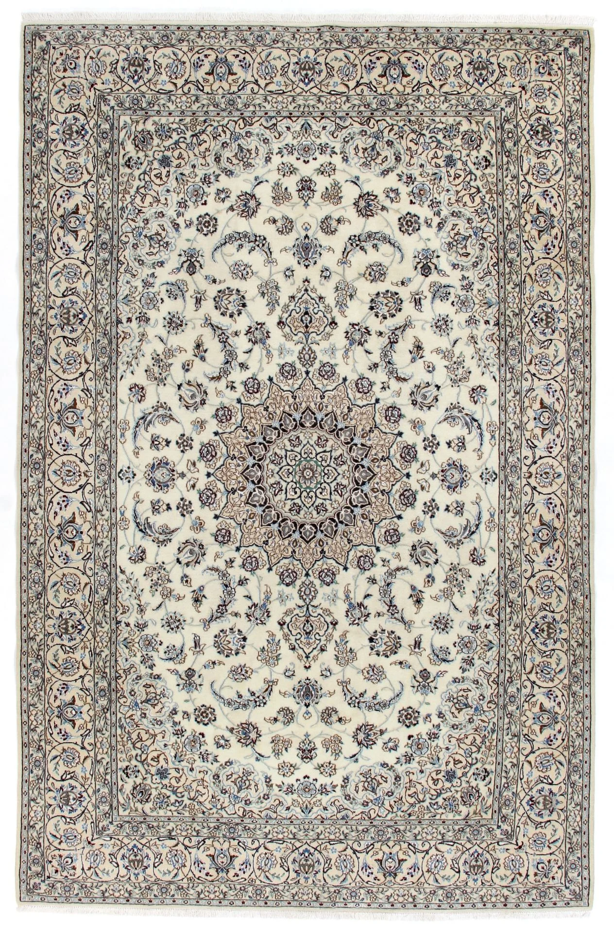 Nain Persian Rug 170 × 248 cm in Wool & Silk, hand-knotted