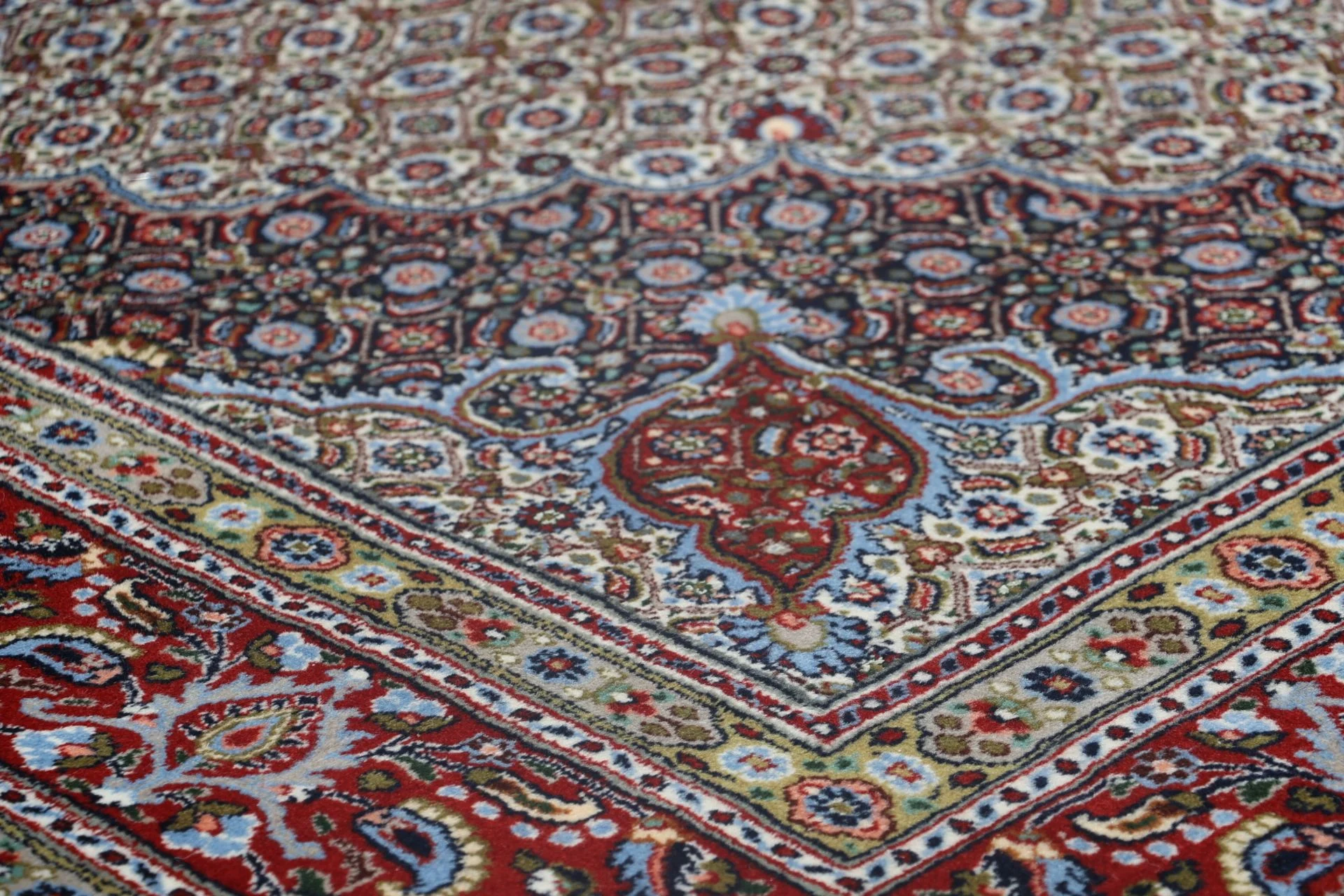 Hand-Knotted Moud Persian Rug, 200 × 303 cm, Wool & Silk - Image 5