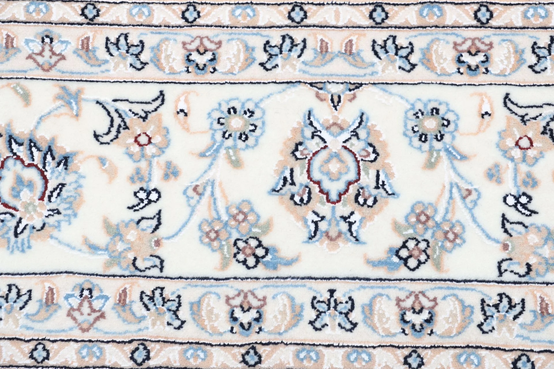 Hand-Knotted Nain Persian Rug, 200 × 310 cm, Wool & Silk - Image 8