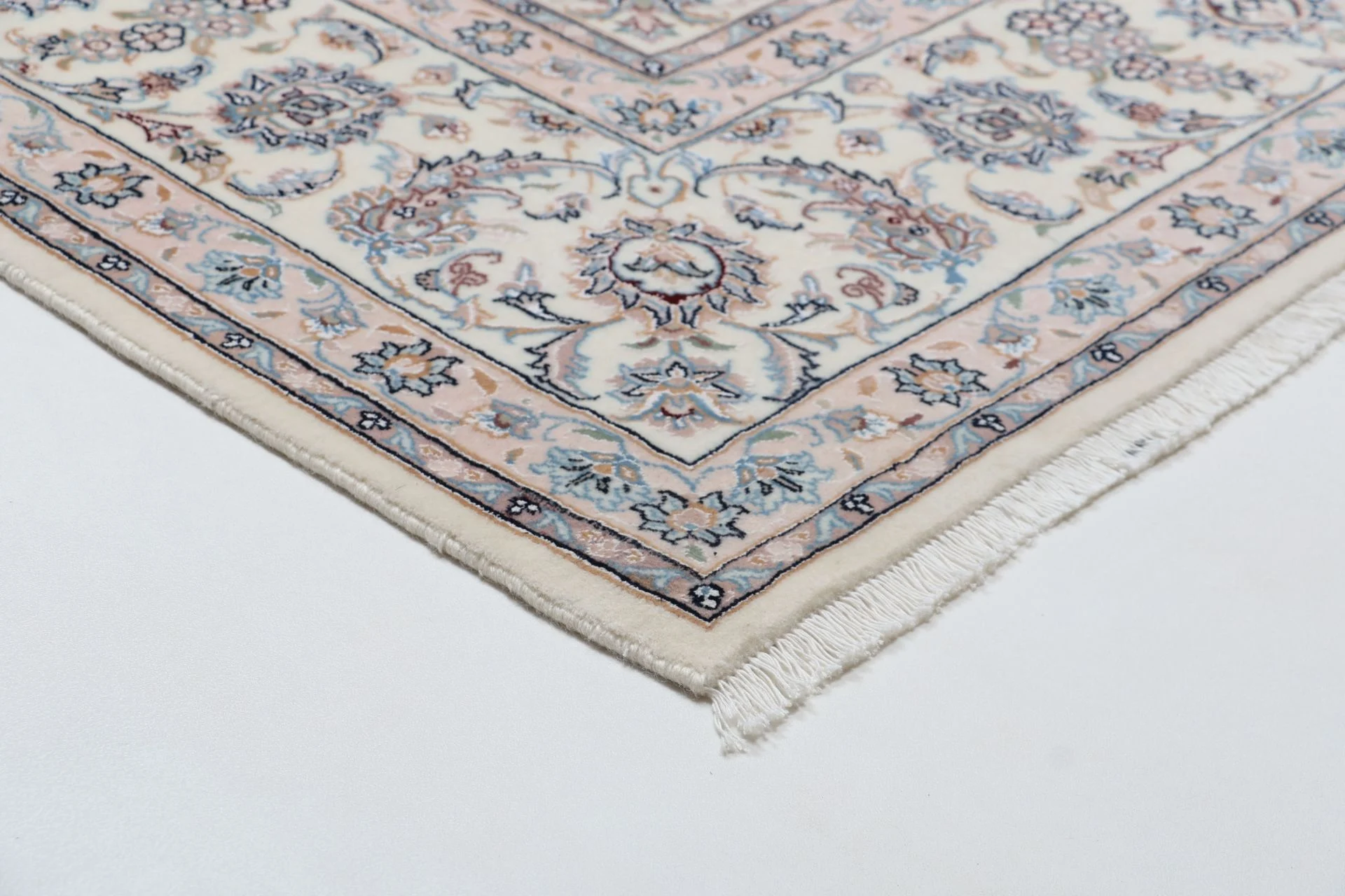 Hand-Knotted Nain Persian Rug, 253 × 345 cm, Wool & Silk - Image 6