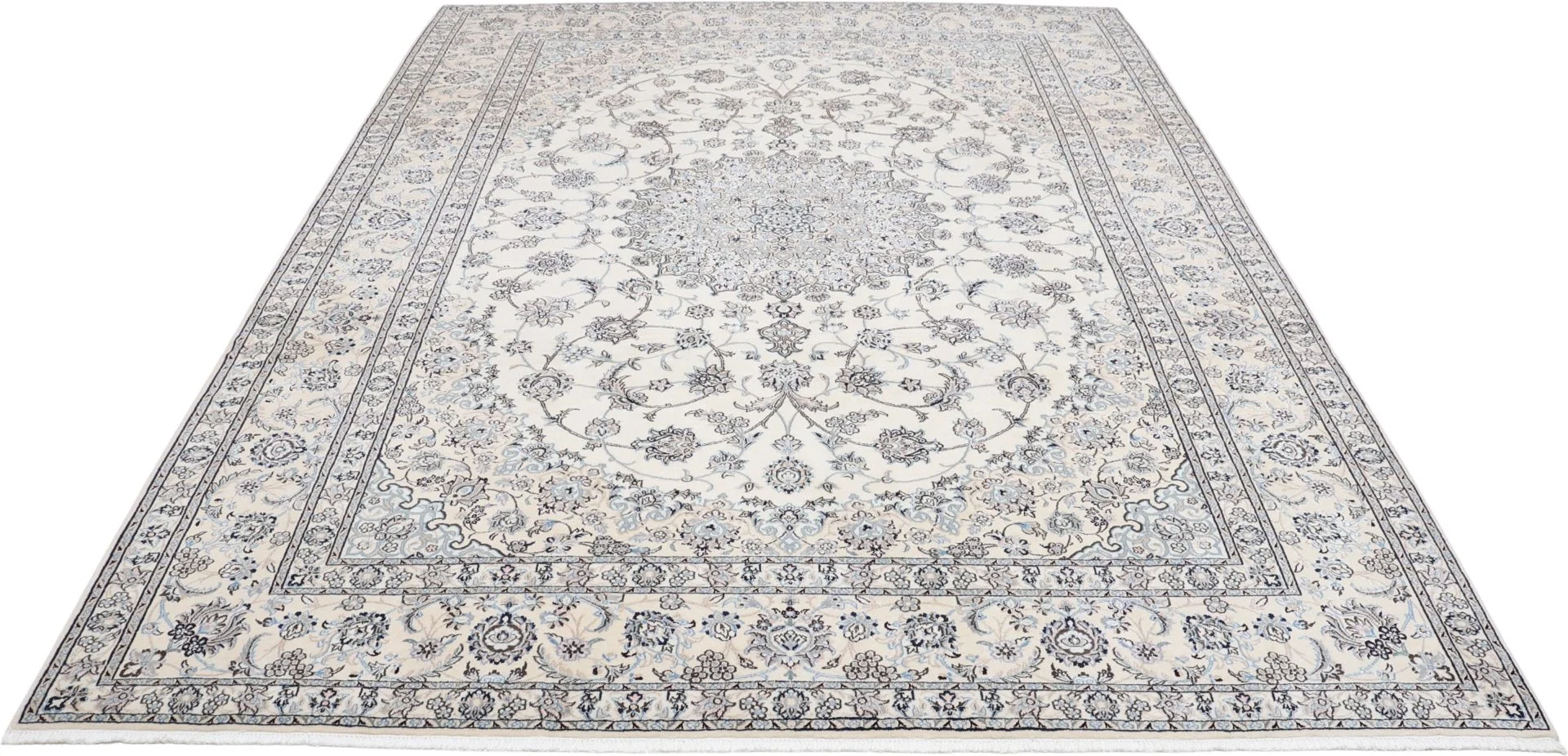 Alternative view of Nain Persian Rug 258 × 350 cm in Wool & Silk, hand-knotted