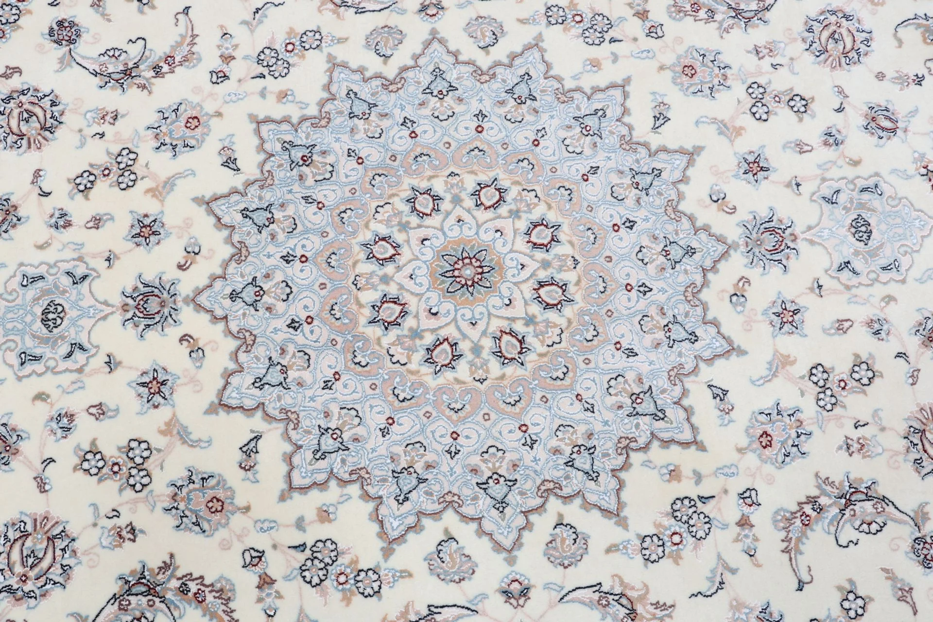 Hand-Knotted Nain Persian Rug, 246 × 344 cm, Wool & Silk - Image 9