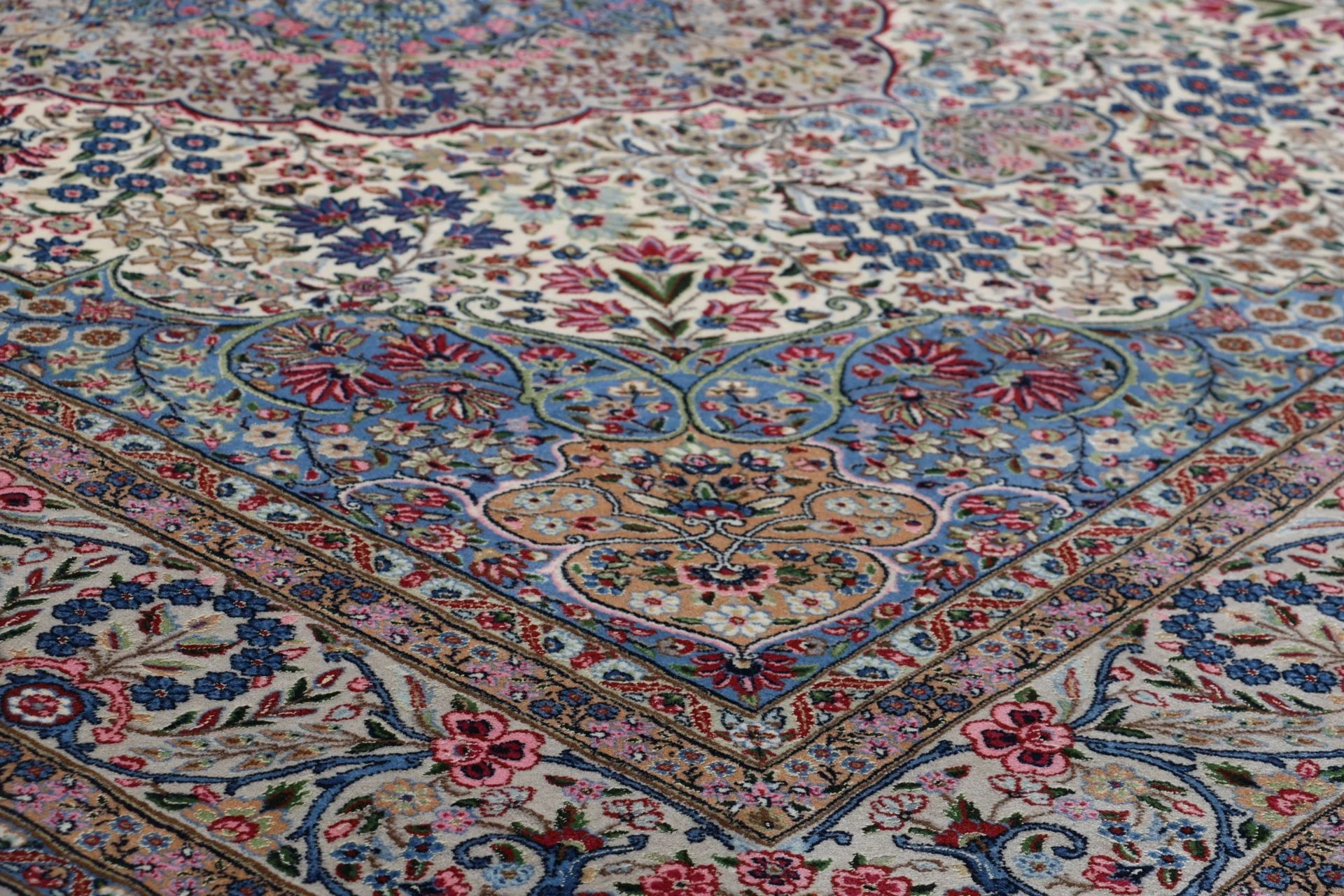 Hand-Knotted Kerman Persian Rug, 250 × 300 cm, Wool & Silk - Image 7