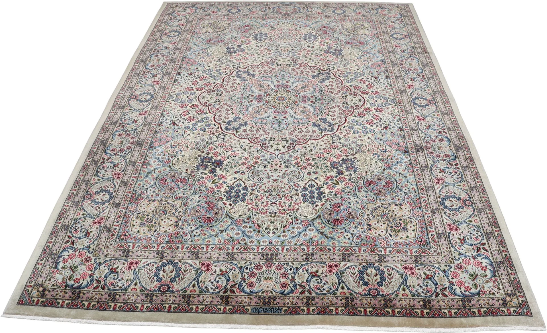 Alternative view of Wool & Silk Kerman Persian Rug 250 × 360 cm, hand-knotted