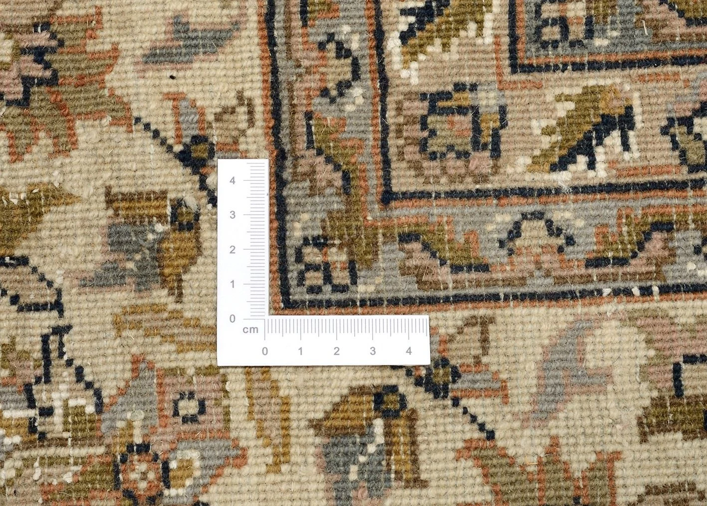 Hand-Knotted Hereke Indian Rug, 250 × 350 cm, Wool & Silk - Image 3