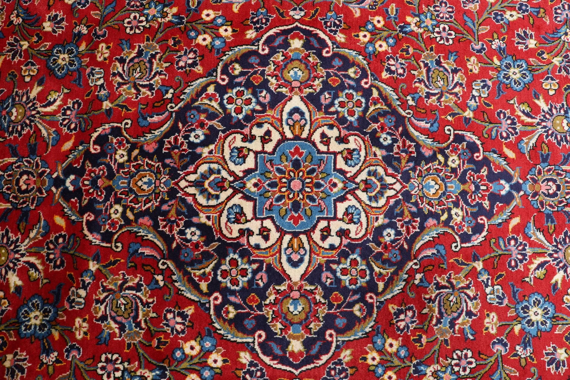 Hand-Knotted Kashan Persian Rug, 247 × 360 cm, Wool - Image 9