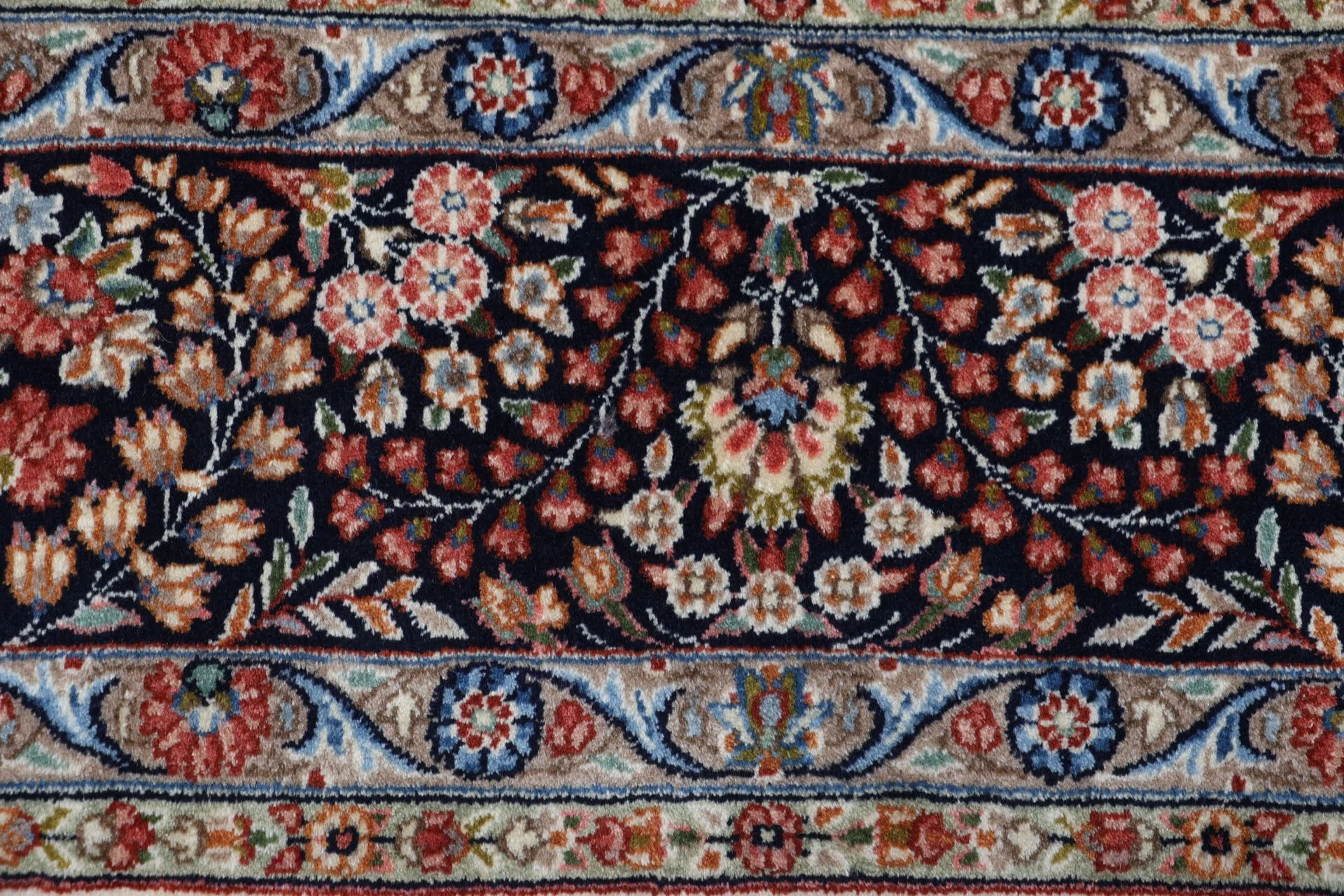 Hand-Knotted Kerman Persian Rug, 220 × 280 cm, Wool - Image 8