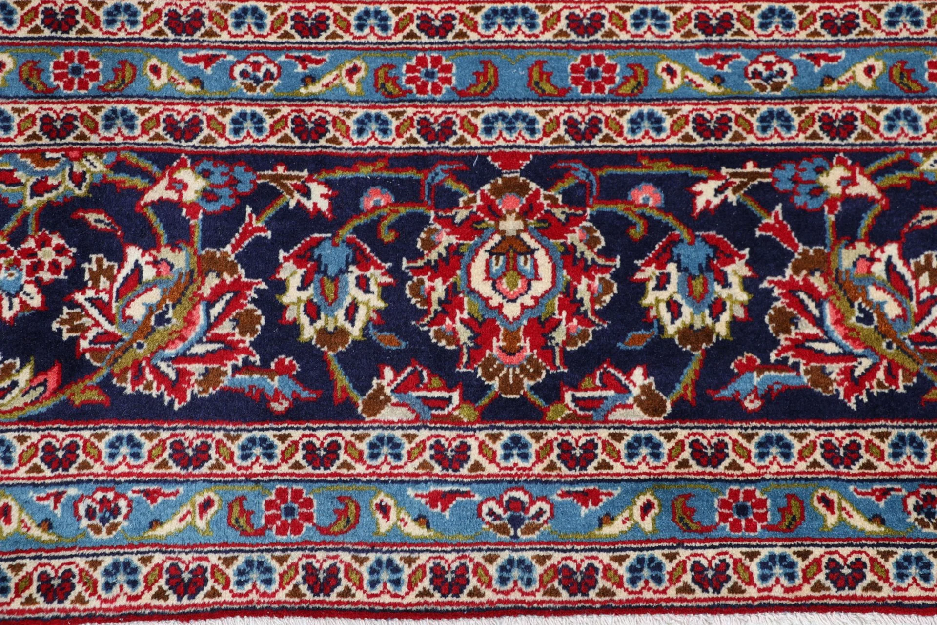 Hand-Knotted Kashan Persian Rug, 252 × 345 cm, Wool - Image 8